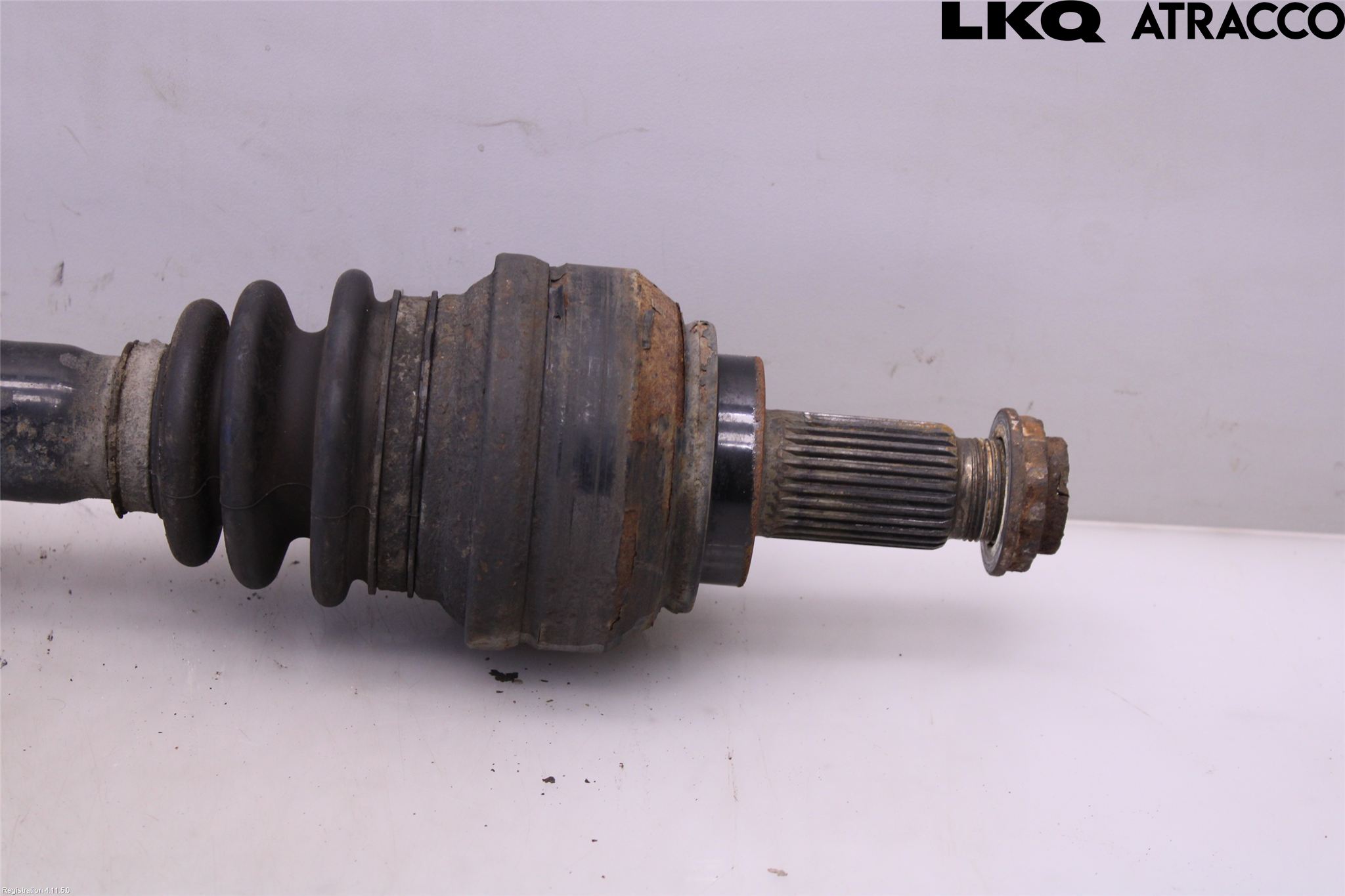 BMW 3 F30/F31/F80 12-19 Drivaxel Bak Vänster