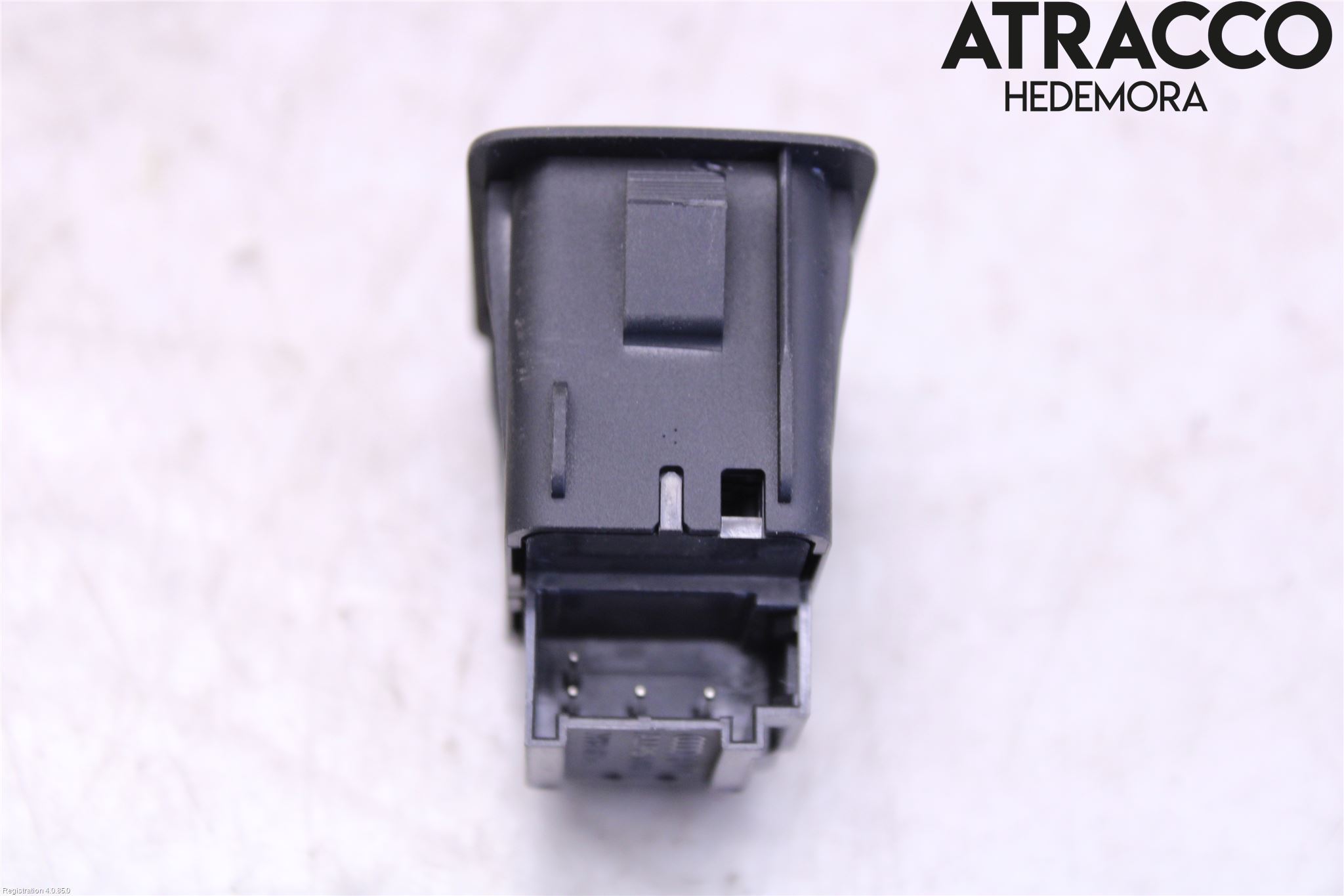 Audi Q3 8U 12-18 Strömställare Fram