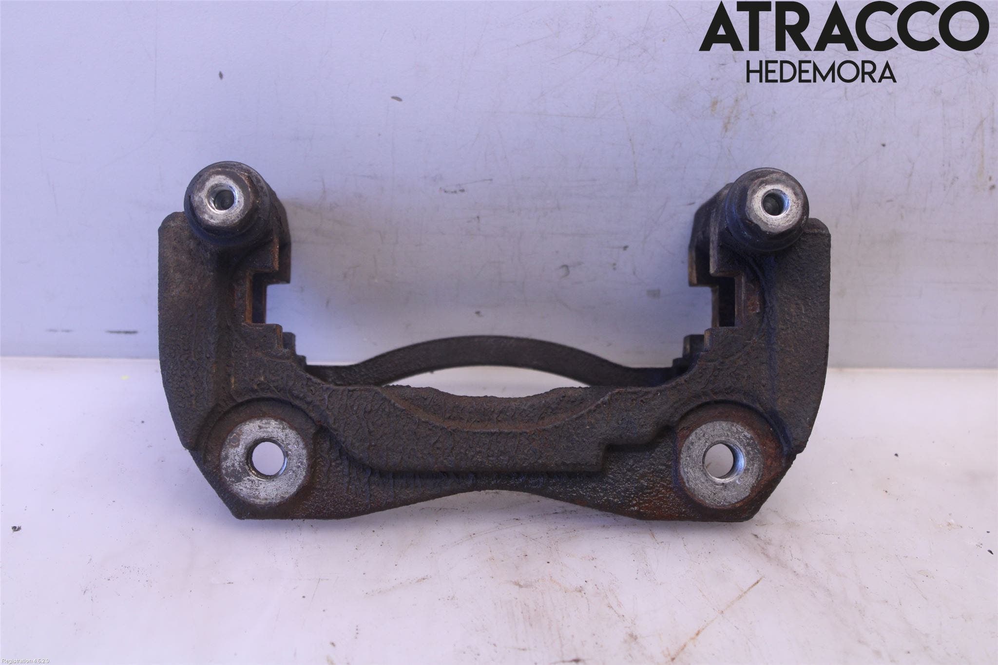 Toyota AURIS 13-19 Bromsokshållare