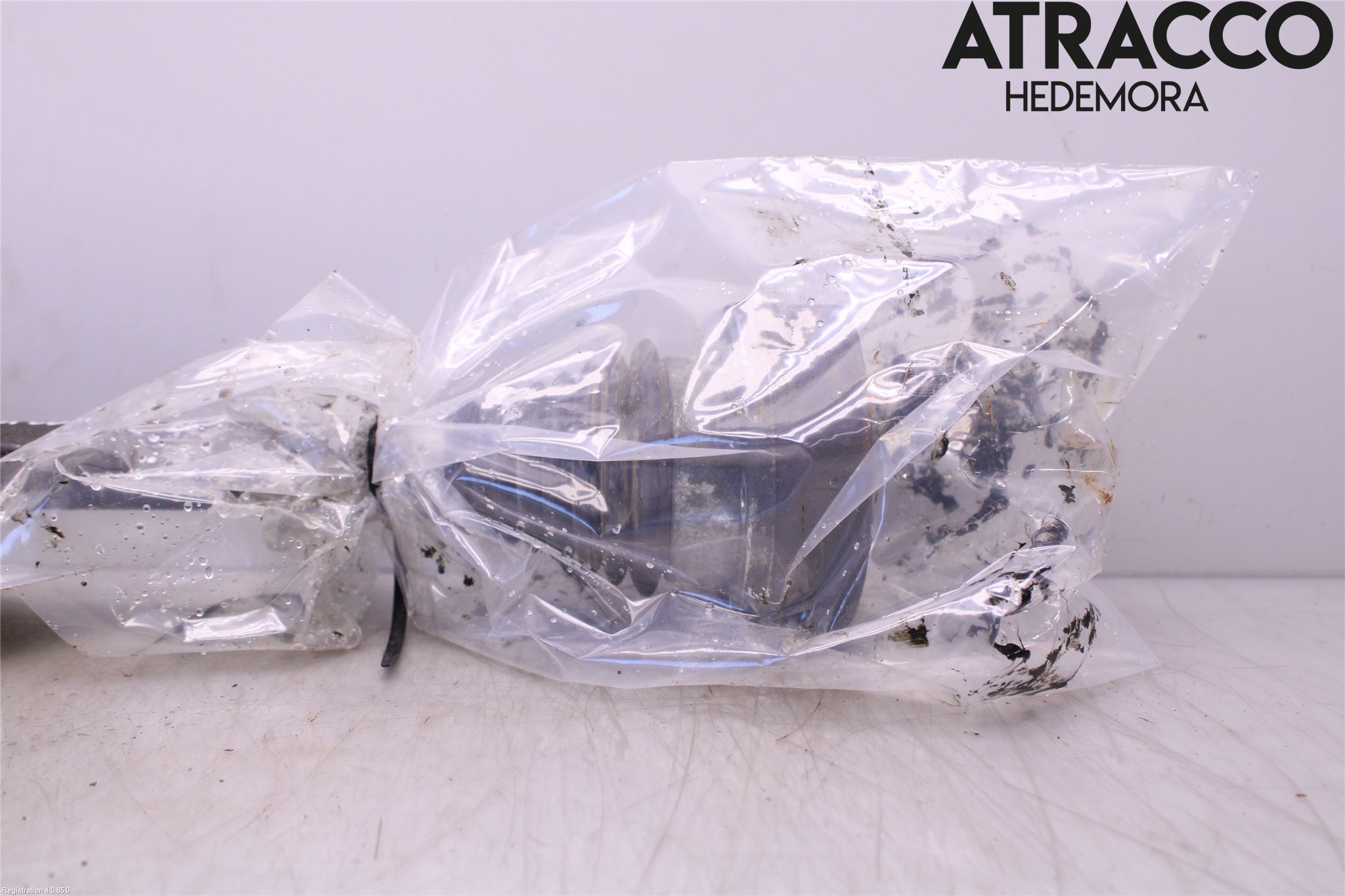 Volkswagen VW SCIROCCO 09-17 Drivaxel Fram Vänster