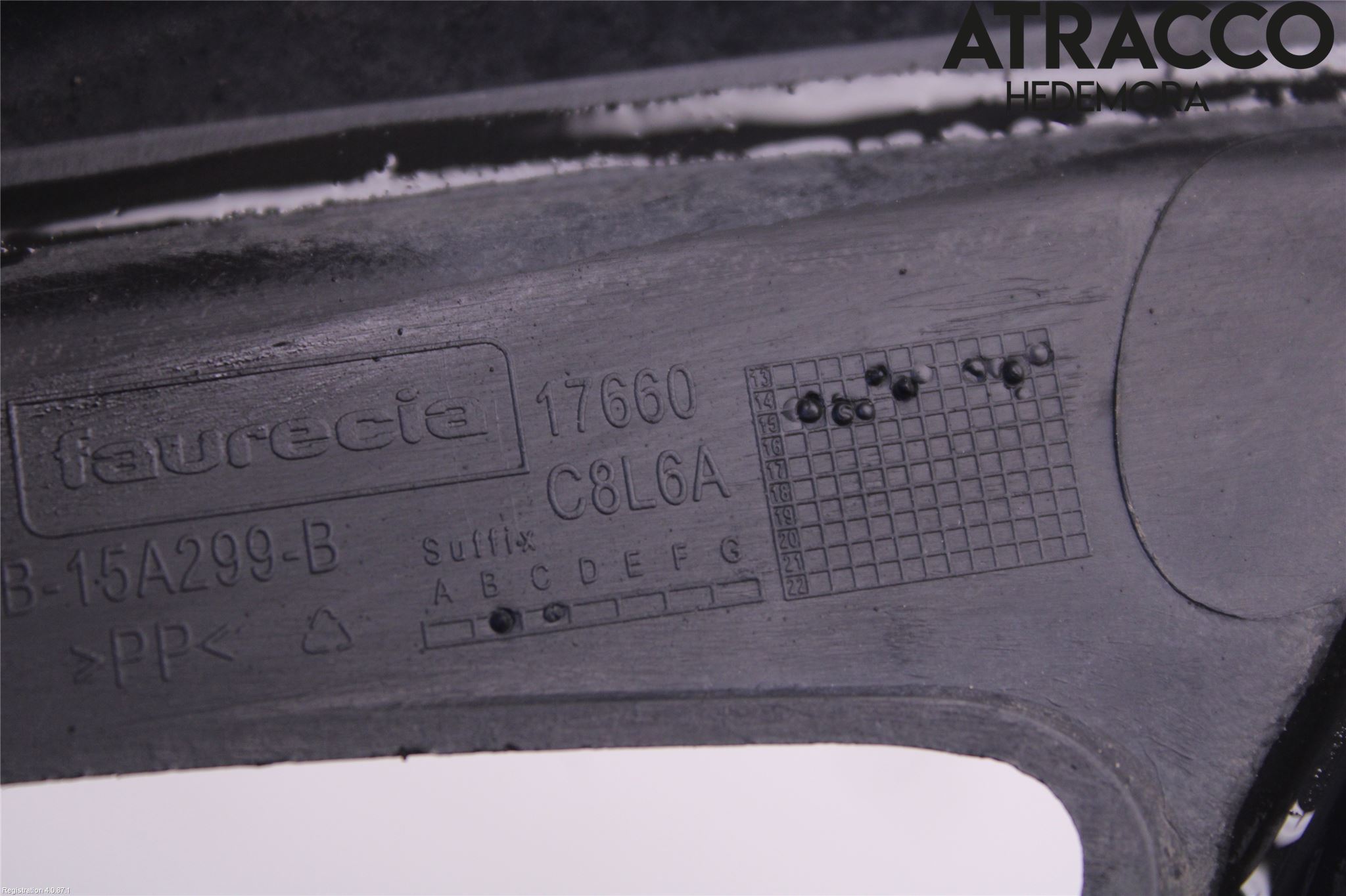 Ford FOCUS 15-18 Dimljussarg Fram