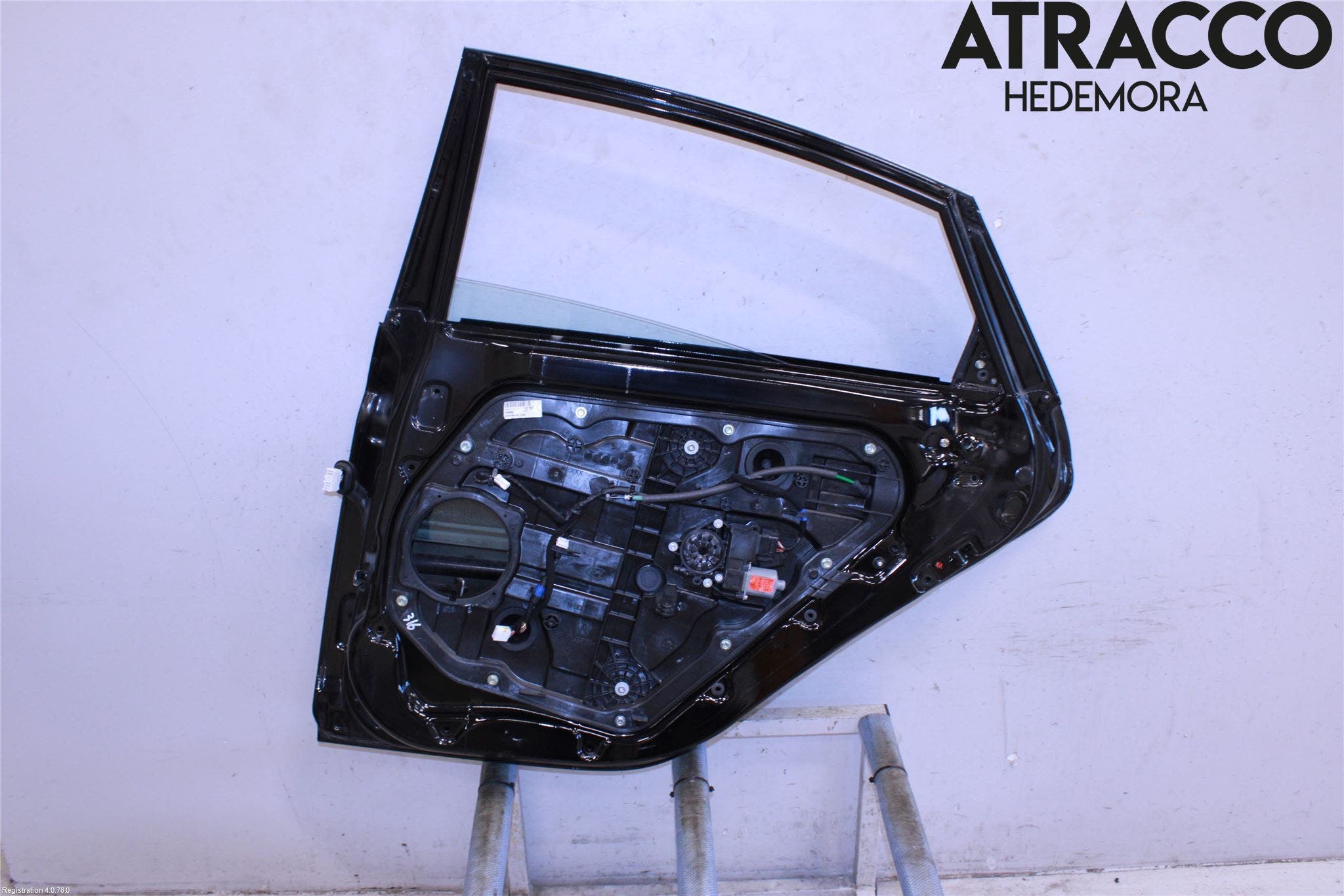 Hyundai i40 08-15 Dörr Bak Höger