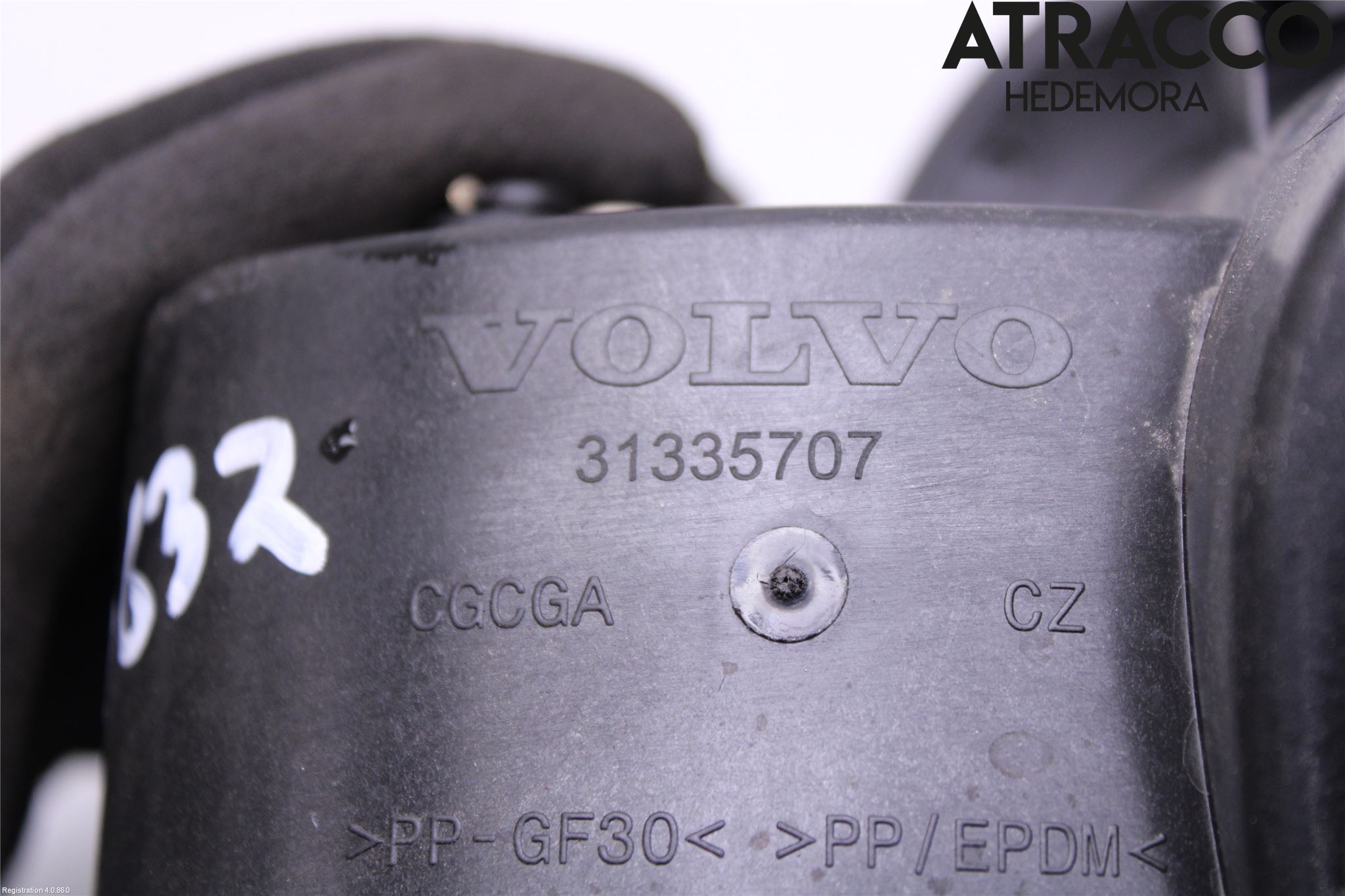 Volvo S60 CROSS COUNTRY 16-19 Tanklucka