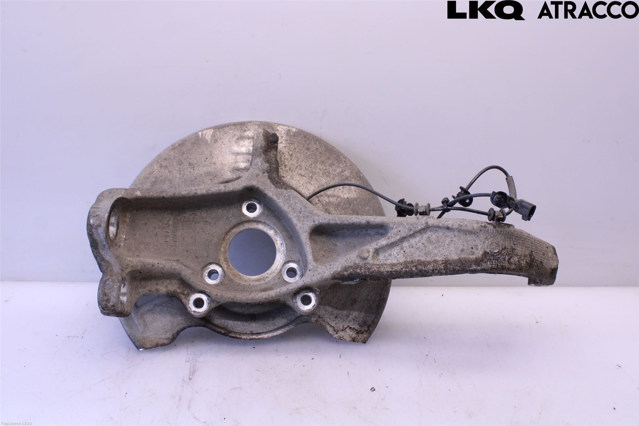 Tesla MODEL 3 17- Styrspindel Lagerhus Hö