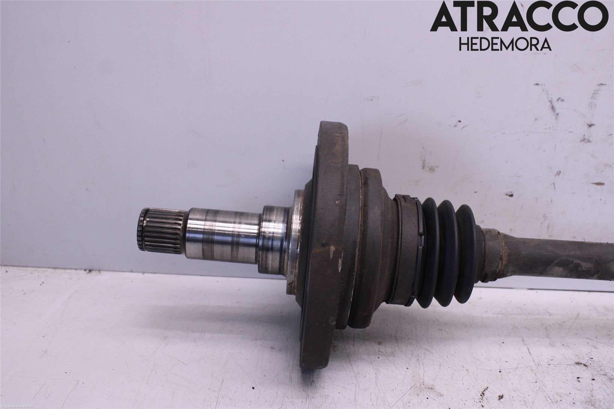 Mercedes-Benz MB E-KLASS (W211) 02-09 Drivaxel Bak Höger