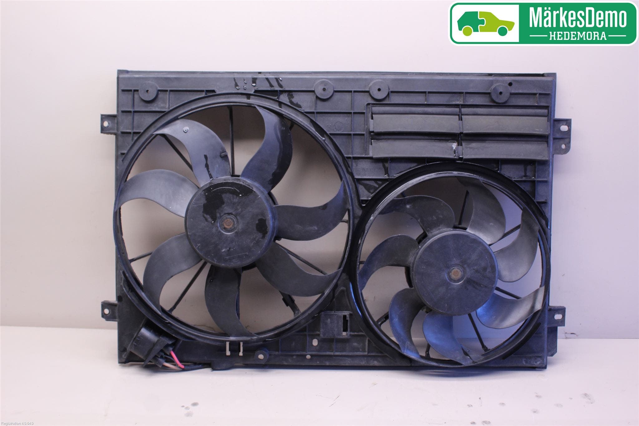 Volkswagen VW PASSAT 11-14 Kylfläkt El