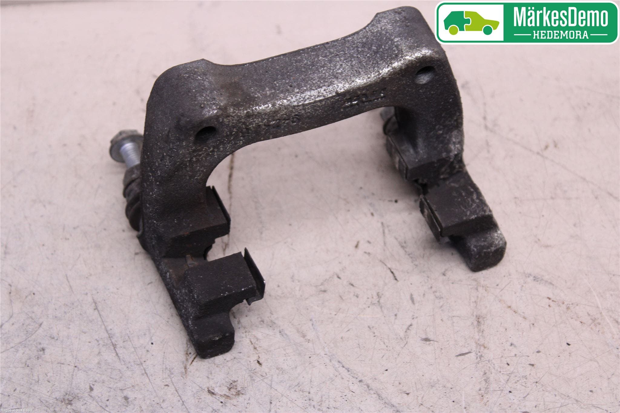 Peugeot PARTNER 16-18 Bromsokshållare