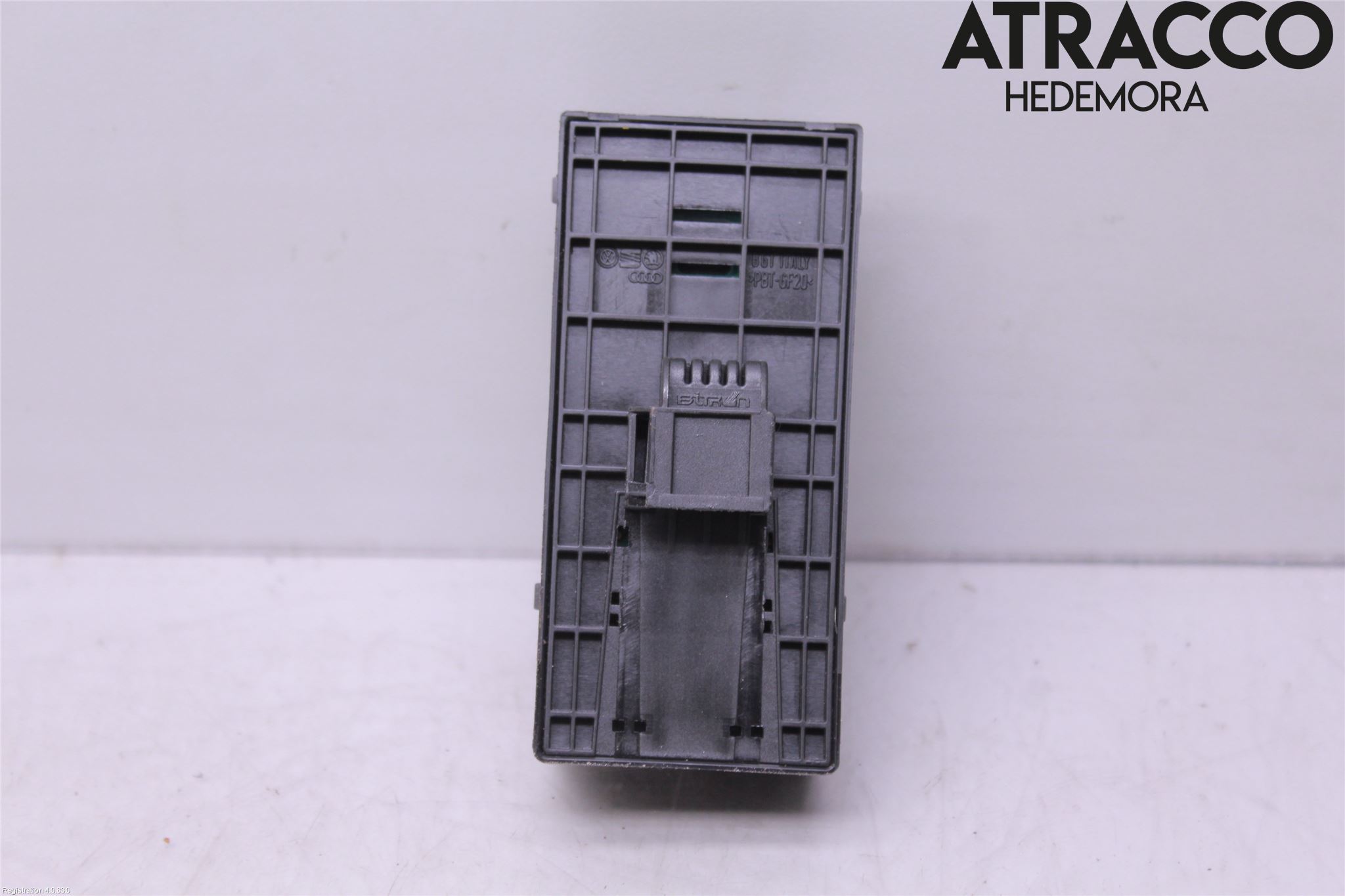 Audi Q3 8U 12-18 Strömställare Elhiss