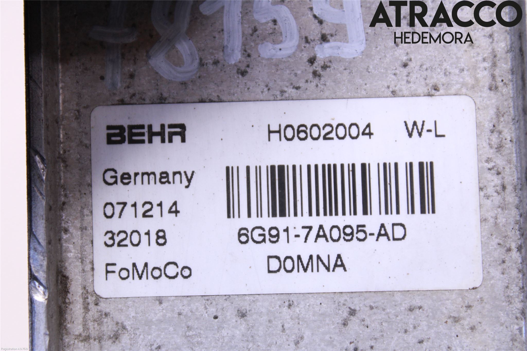 Volvo XC70 08-13 Oljekylare Automat