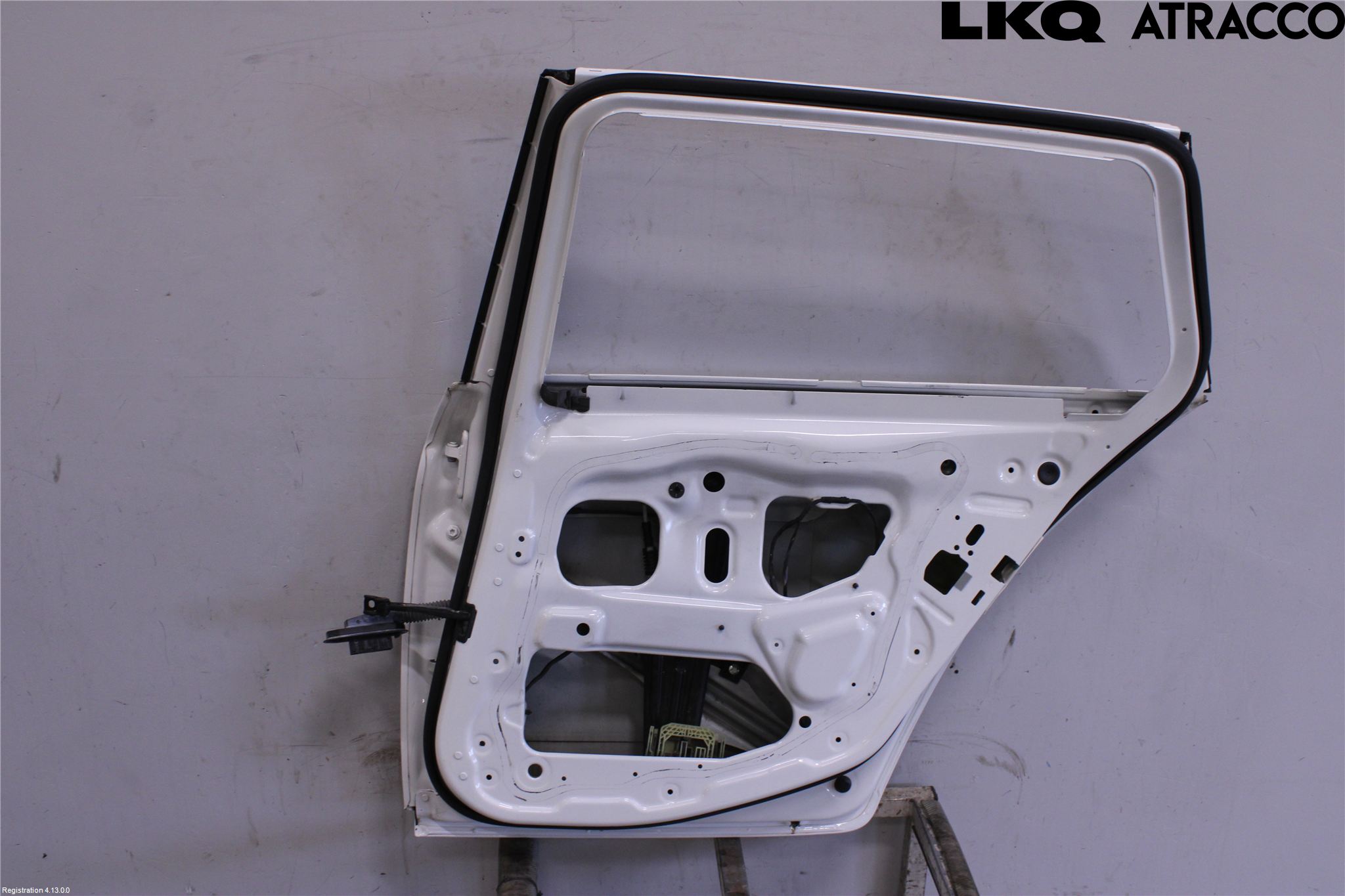 BMW 5 F10/F11/F18 09-17 Dörr Bak Höger