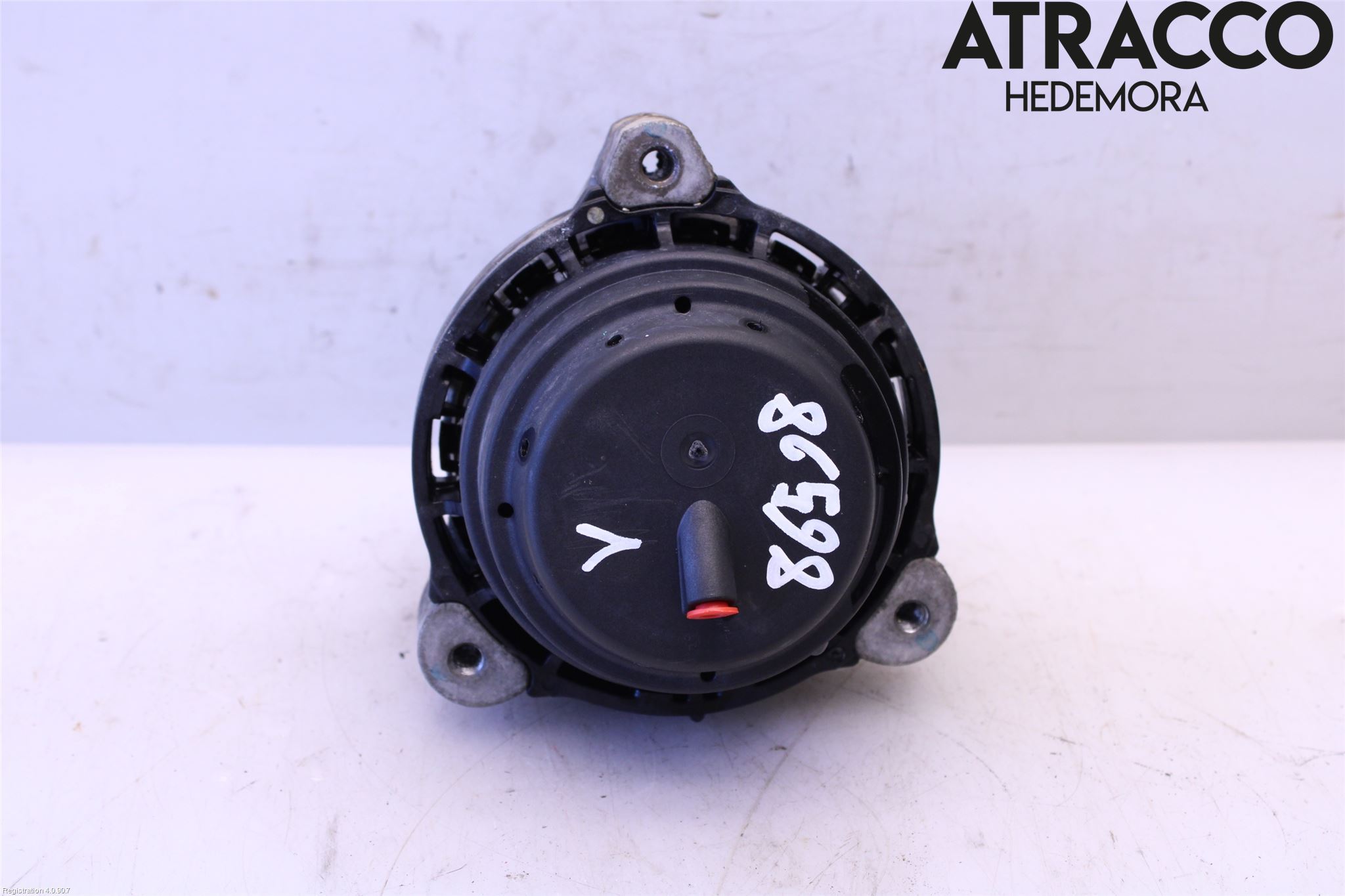 BMW 5 G30/G31/F90 17-23 Motorfäste