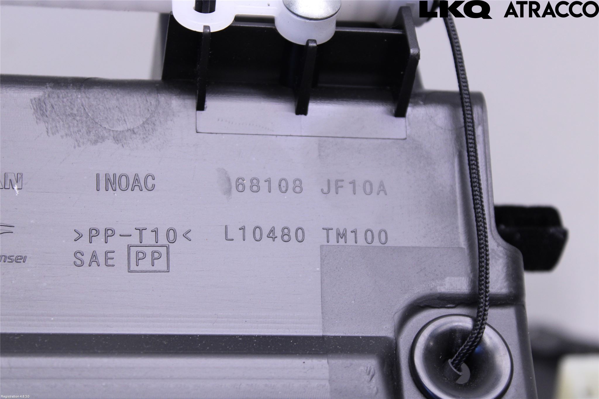 Nissan GT-R Handskfack