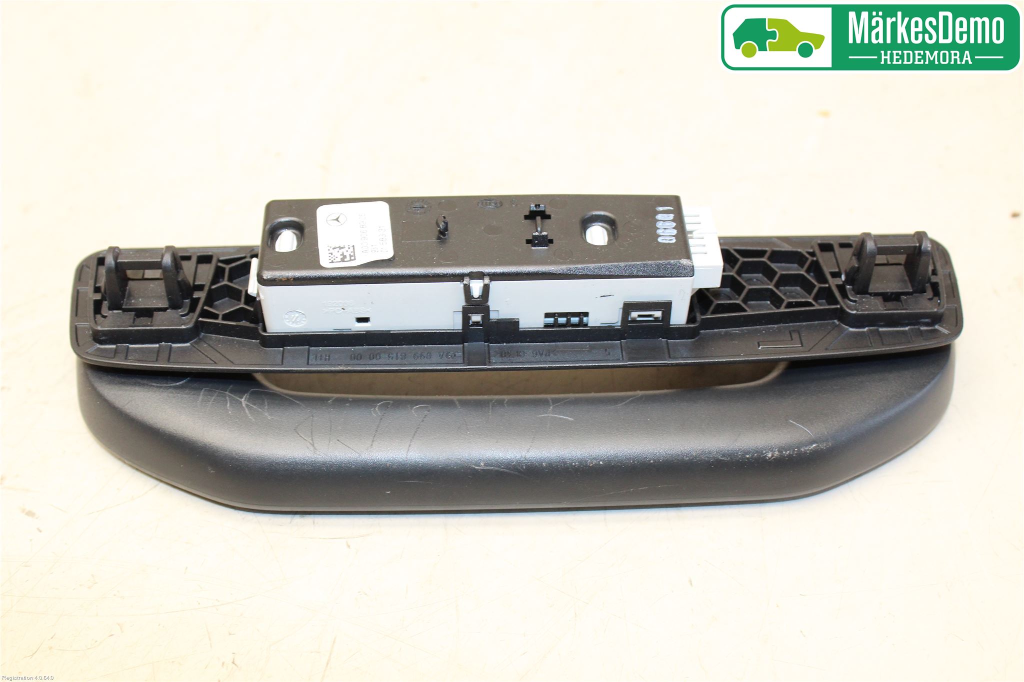Mercedes-Benz MB C-KLASS (W205) 14-21 Kurvhandtag I Tak