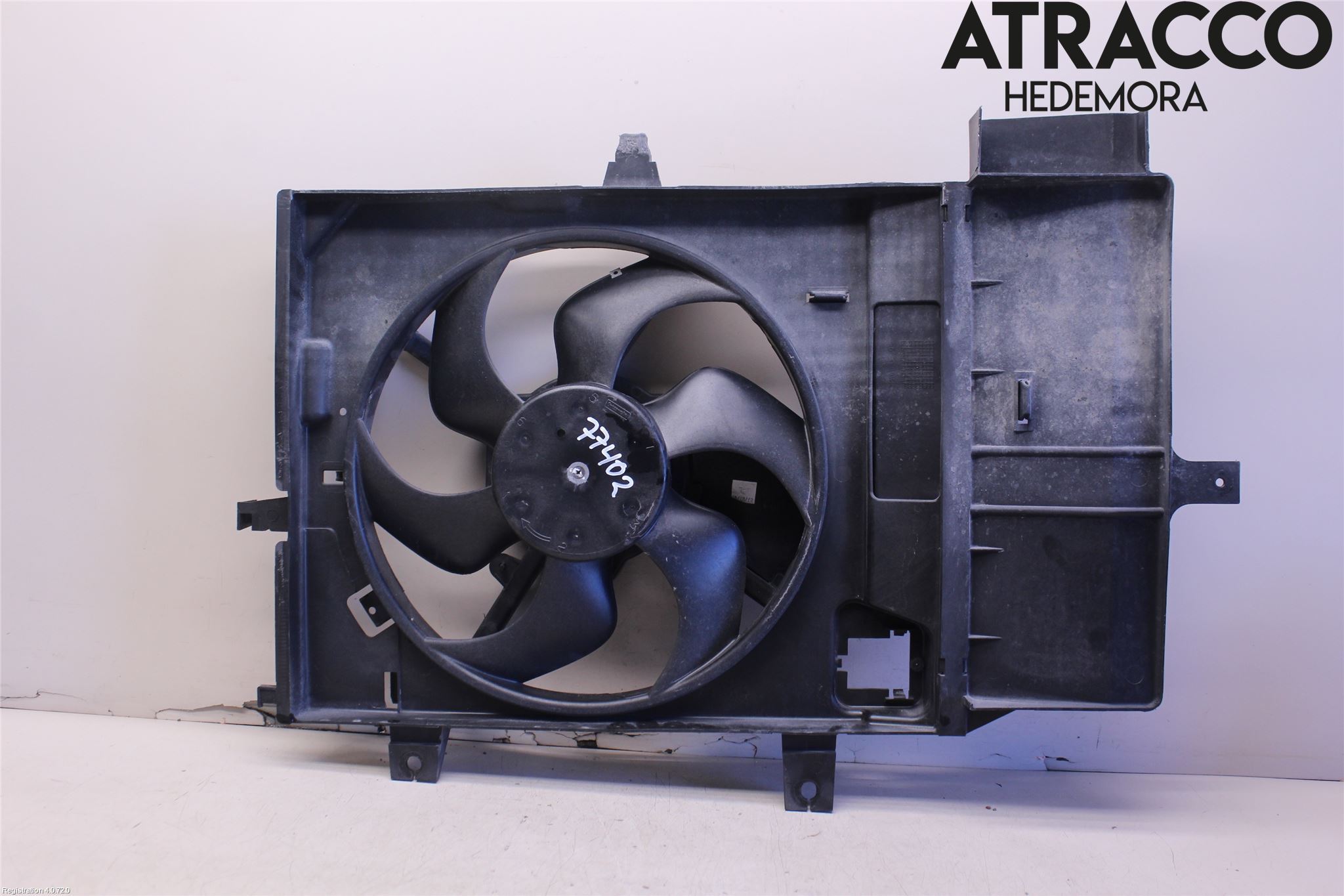 Nissan NOTE E11 06-14 Kylfläkt El