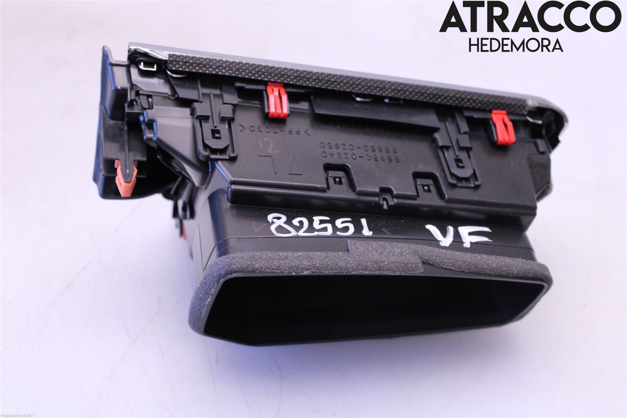 Toyota COROLLA 19- Defrosterkanal-Munstycke