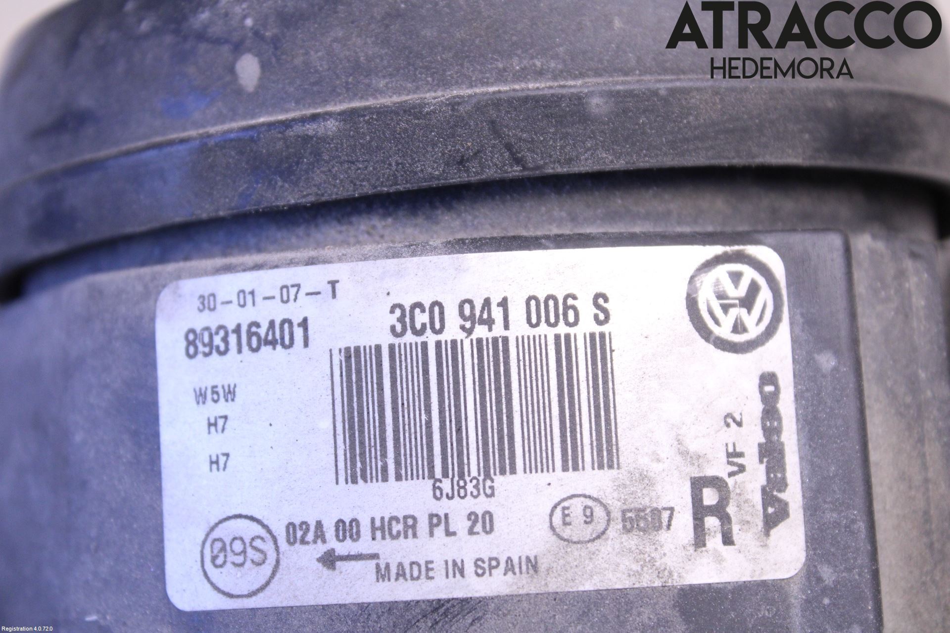 Volkswagen VW PASSAT 05-11 Strålkastare Höger