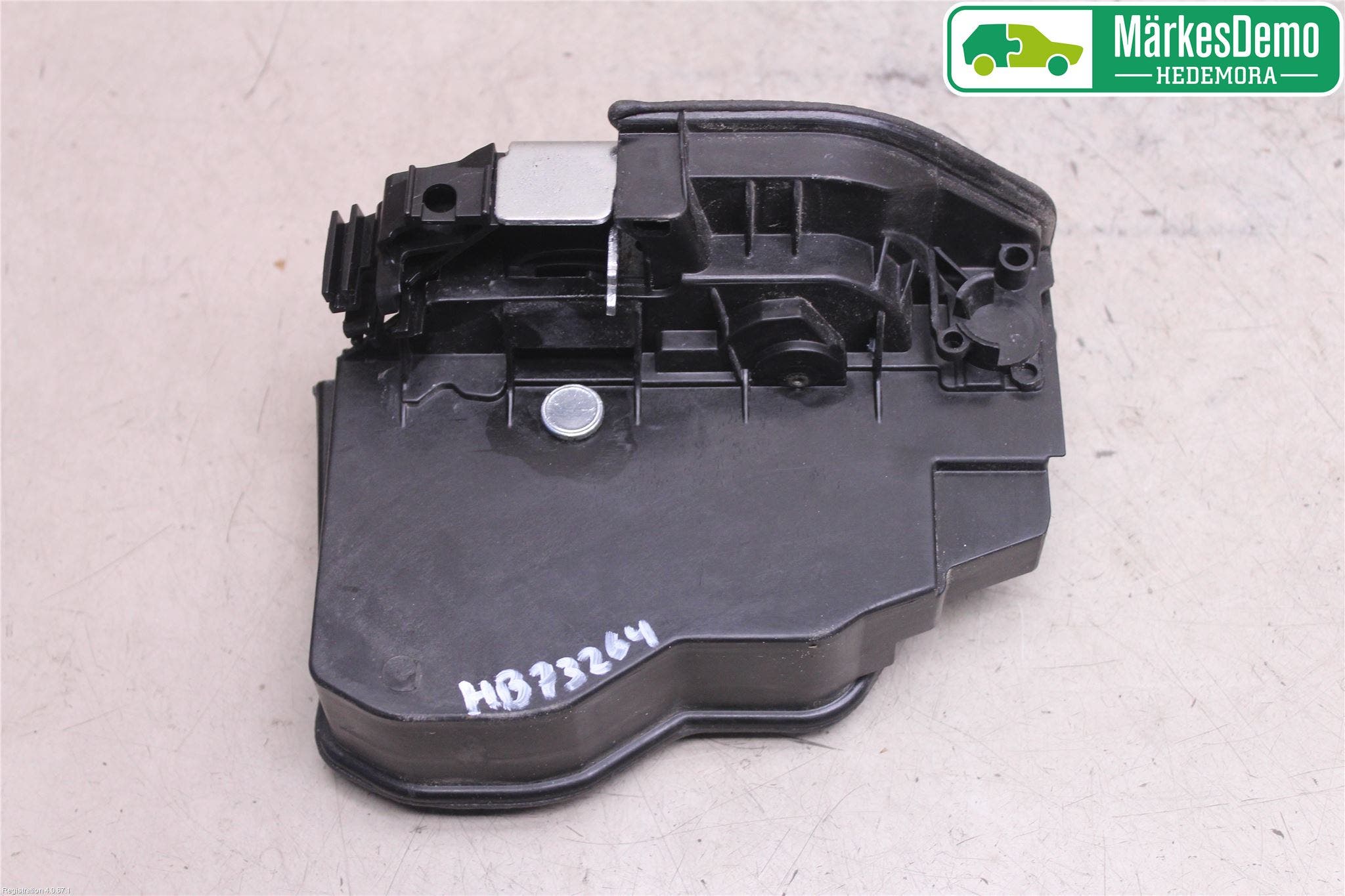 BMW 5 GT F07 09-17 Låskista-Dörrlås