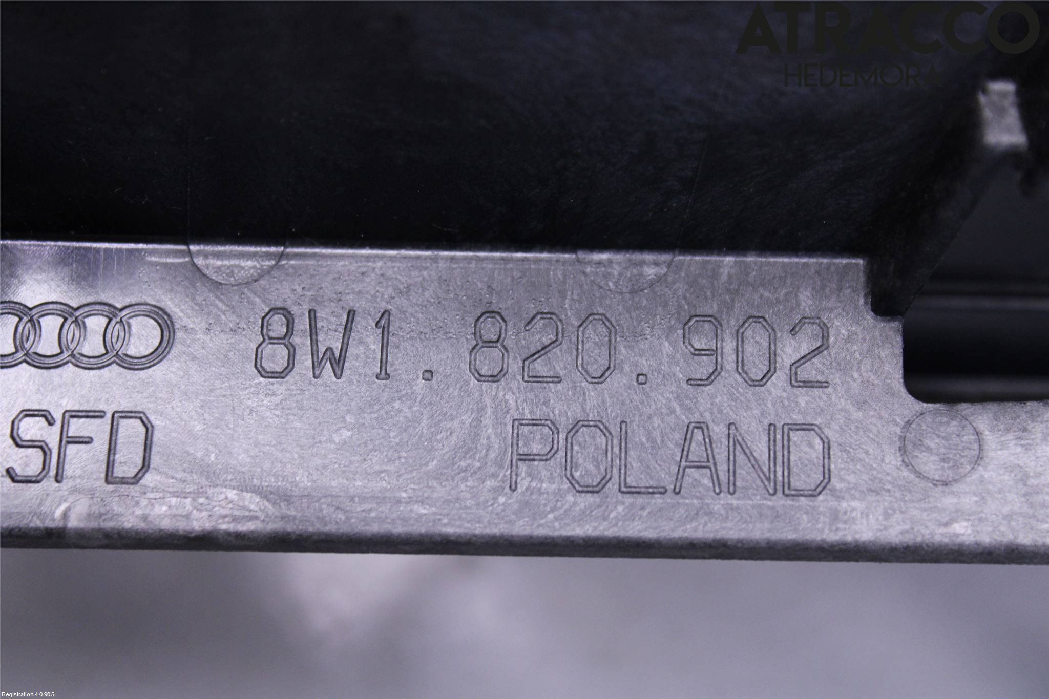 Audi A4 ALLROAD 17- Defrosterkanal-Munstycke