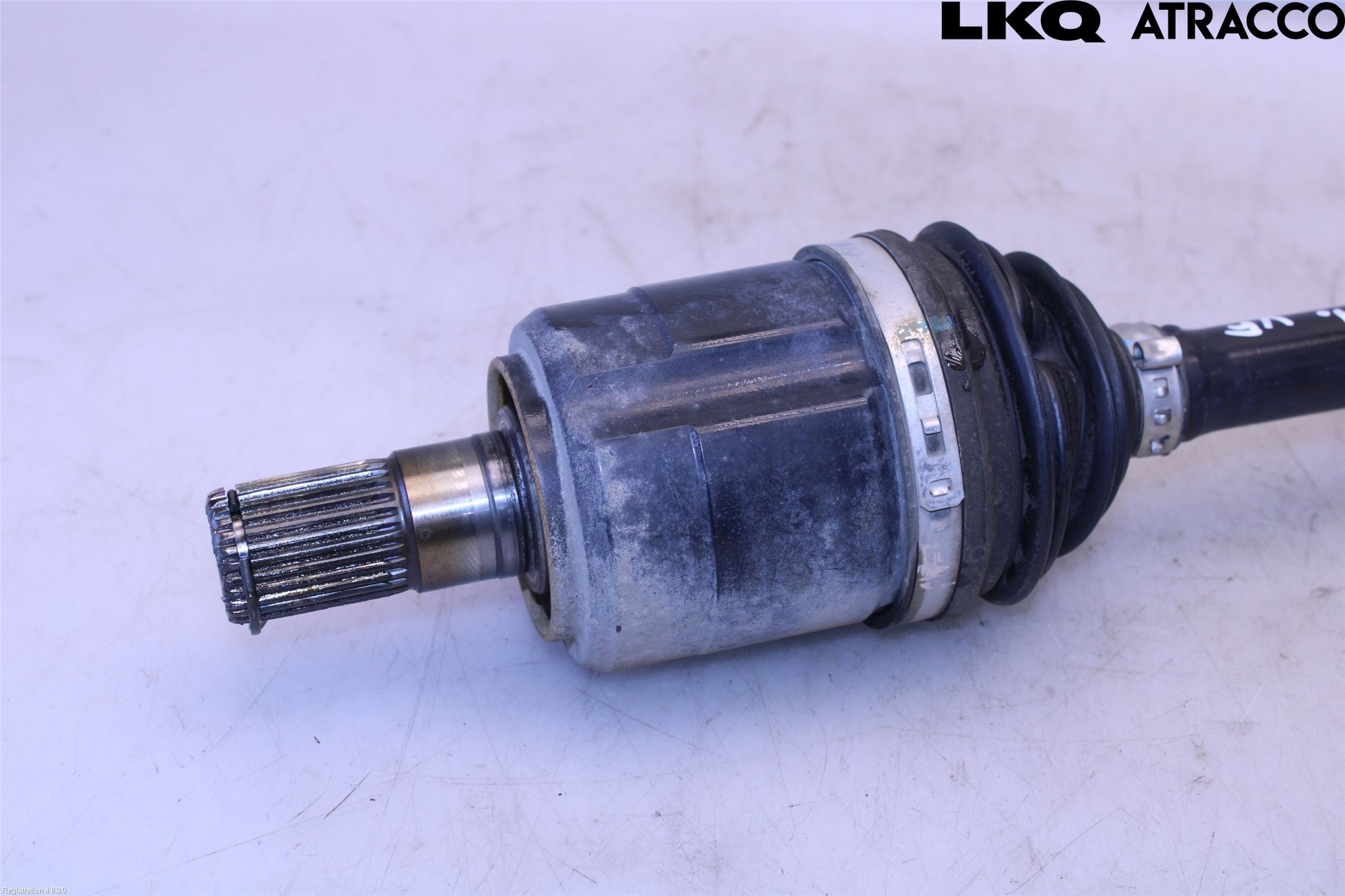 Kia SPORTAGE (QL) 16-21 Drivaxel Fram Vänster