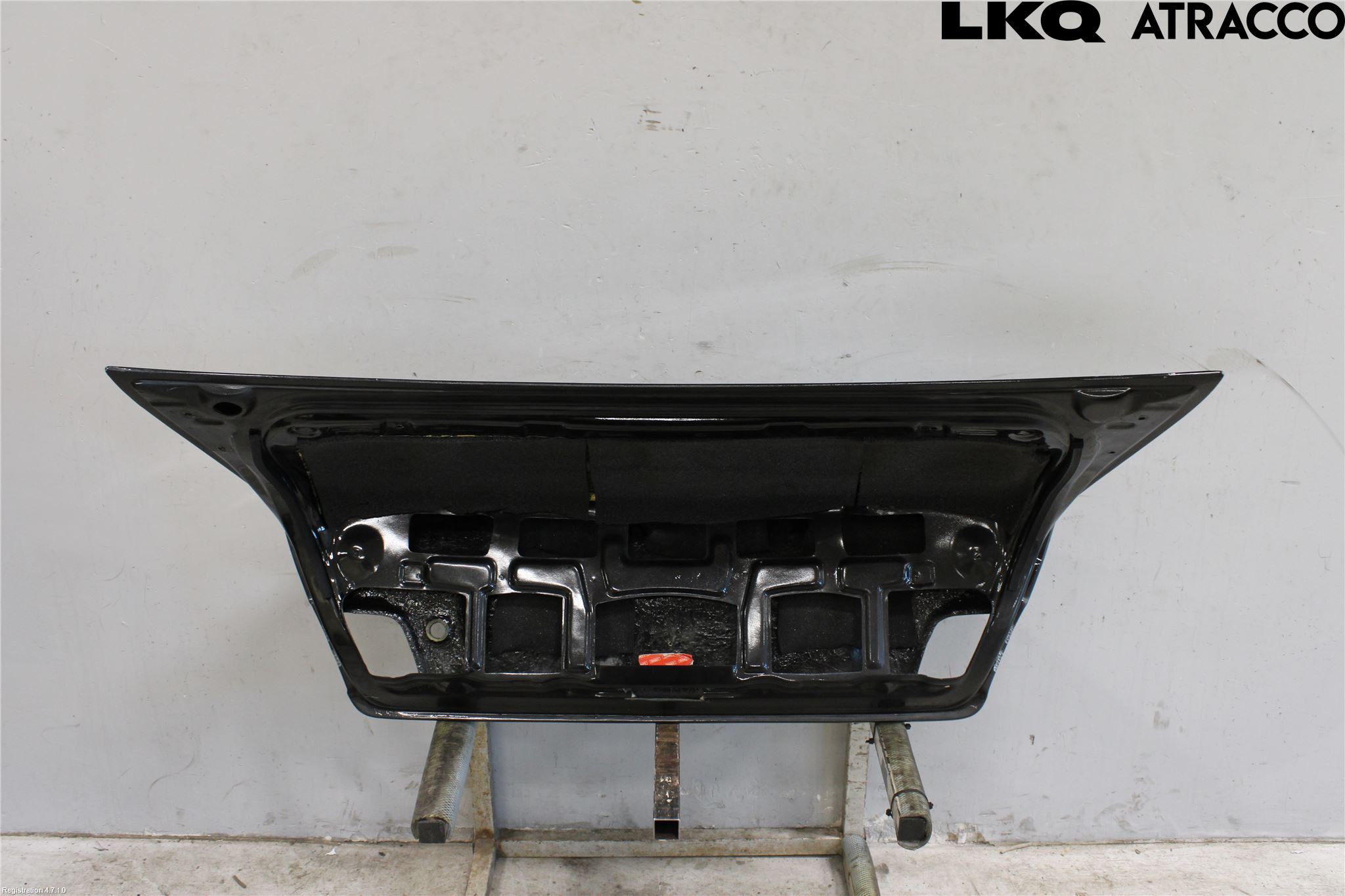 BMW 3 E46      98-05 Baklucka (Ej Med Ruta)