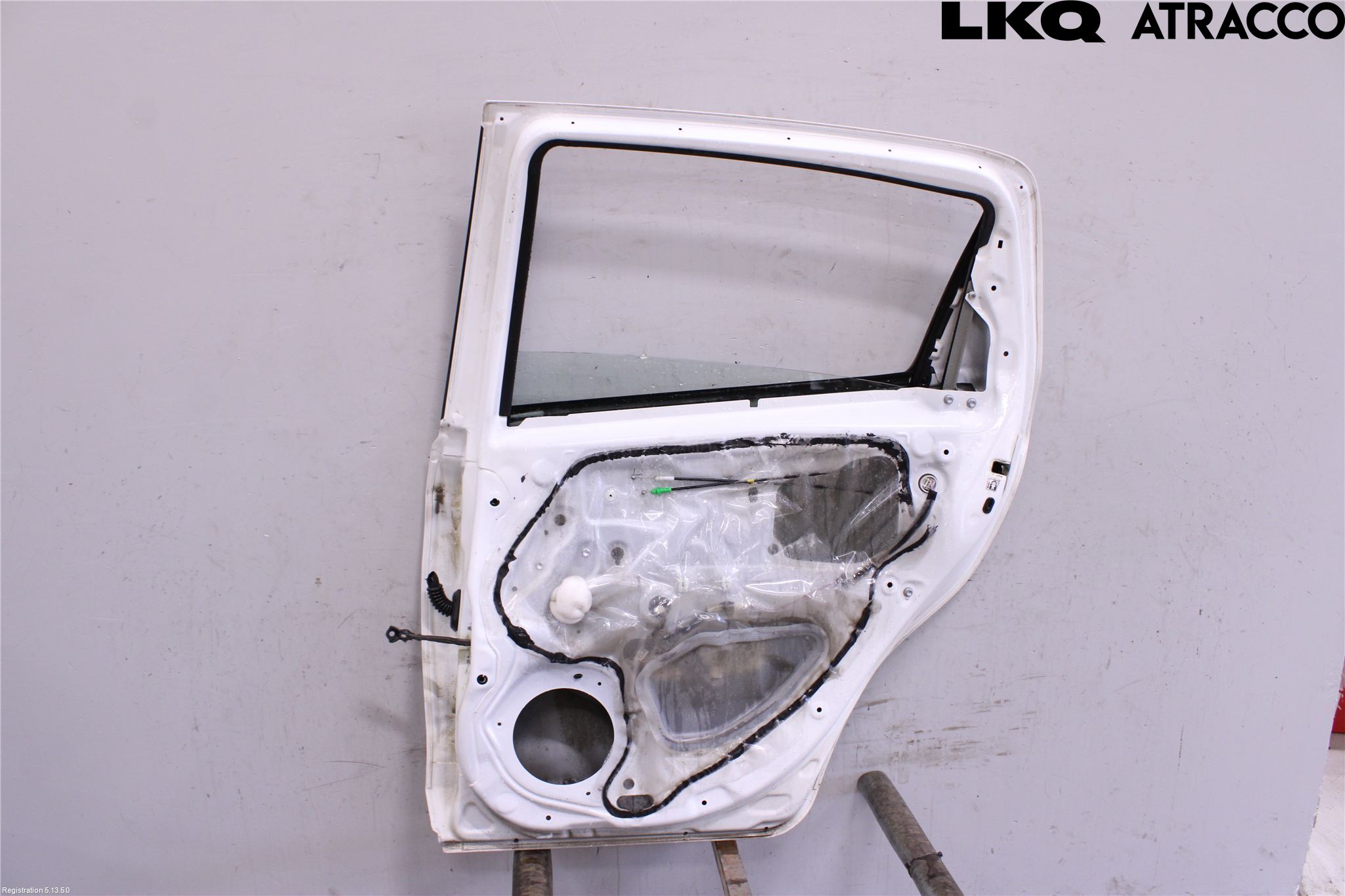 Toyota YARIS XP130 15-20 Dörr Bak Höger