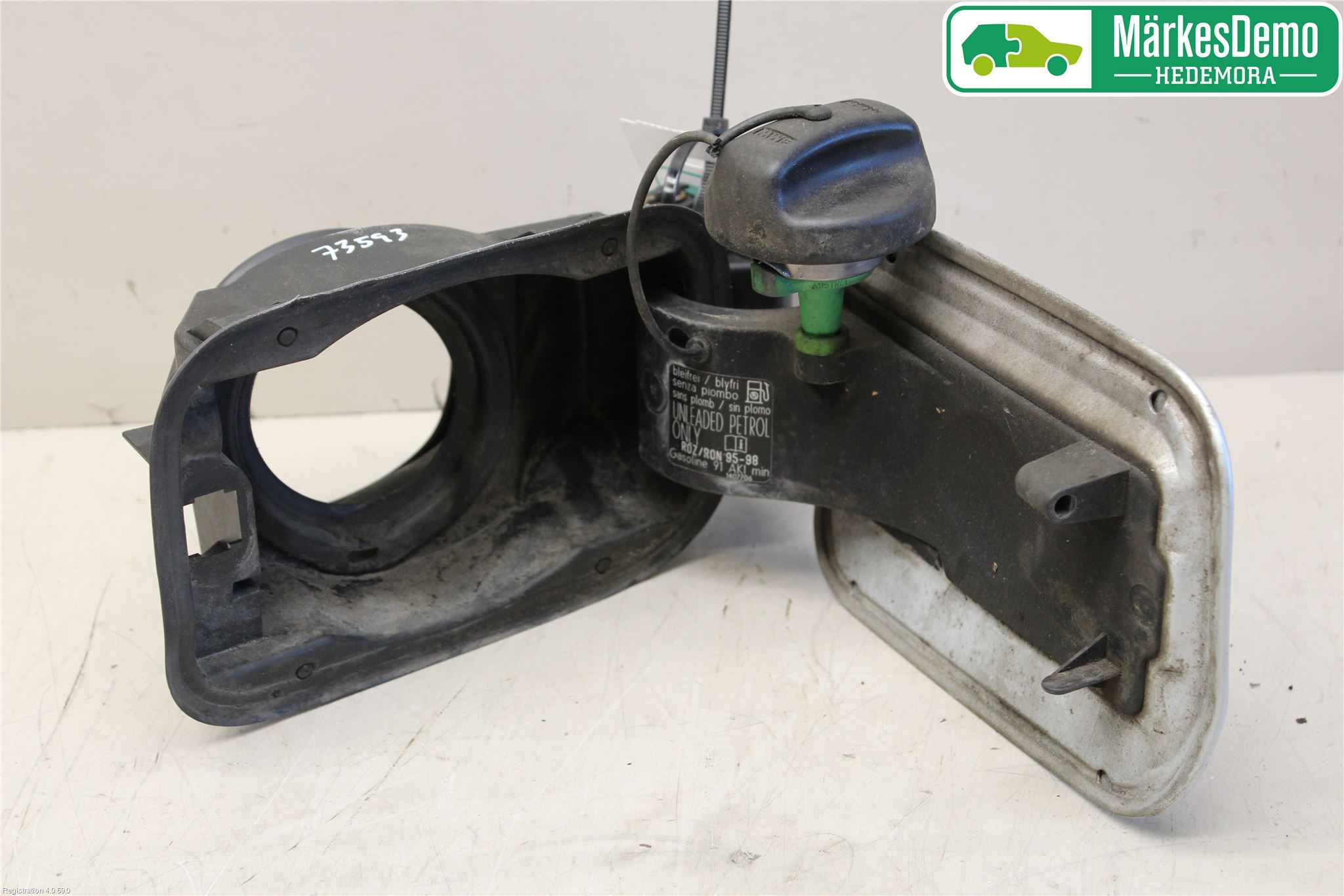 BMW 5 E60/61 Sed/Tou 02-10 Tanklucka