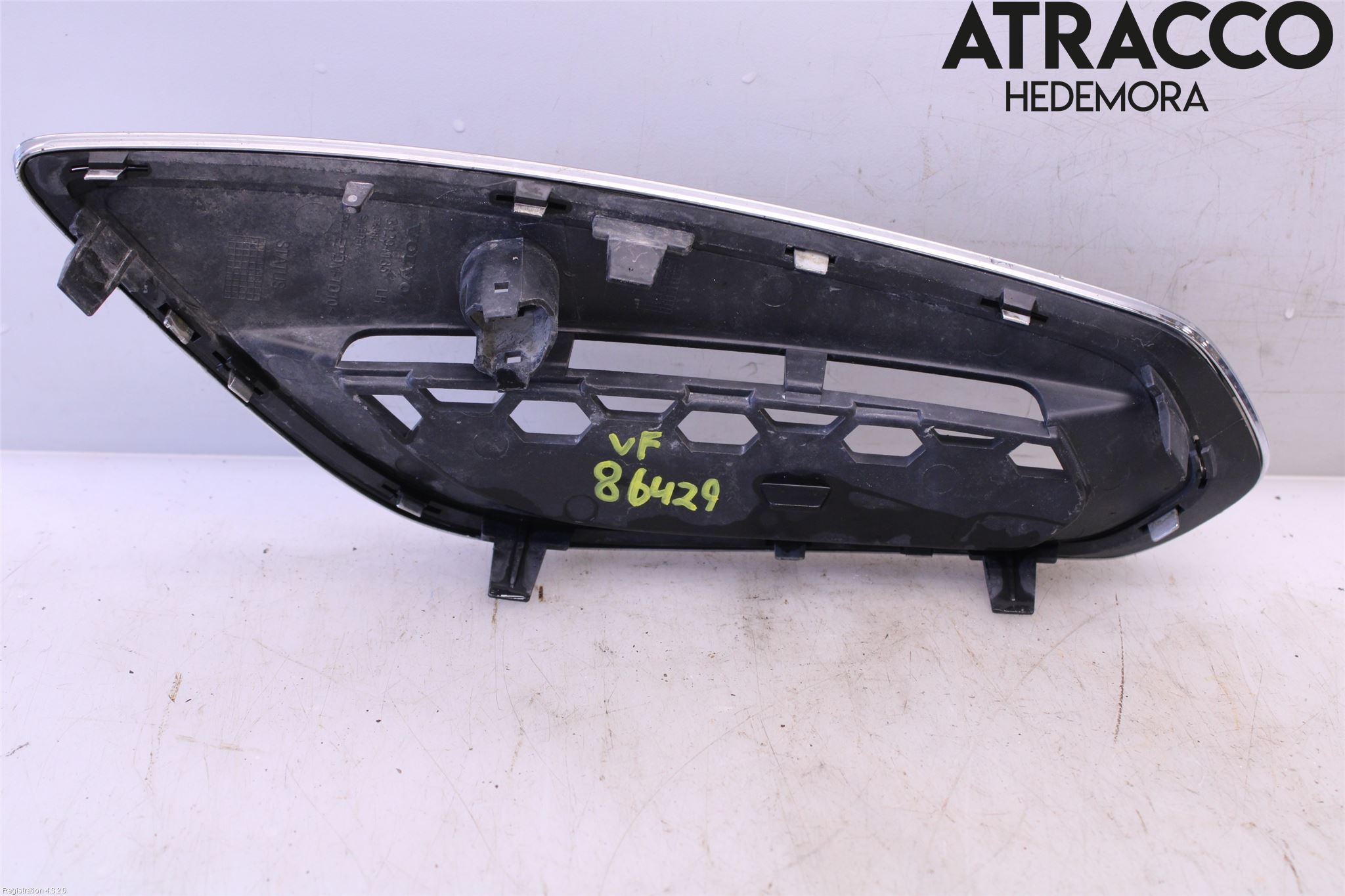 Volvo V60 11-13 Grilldel Vänster