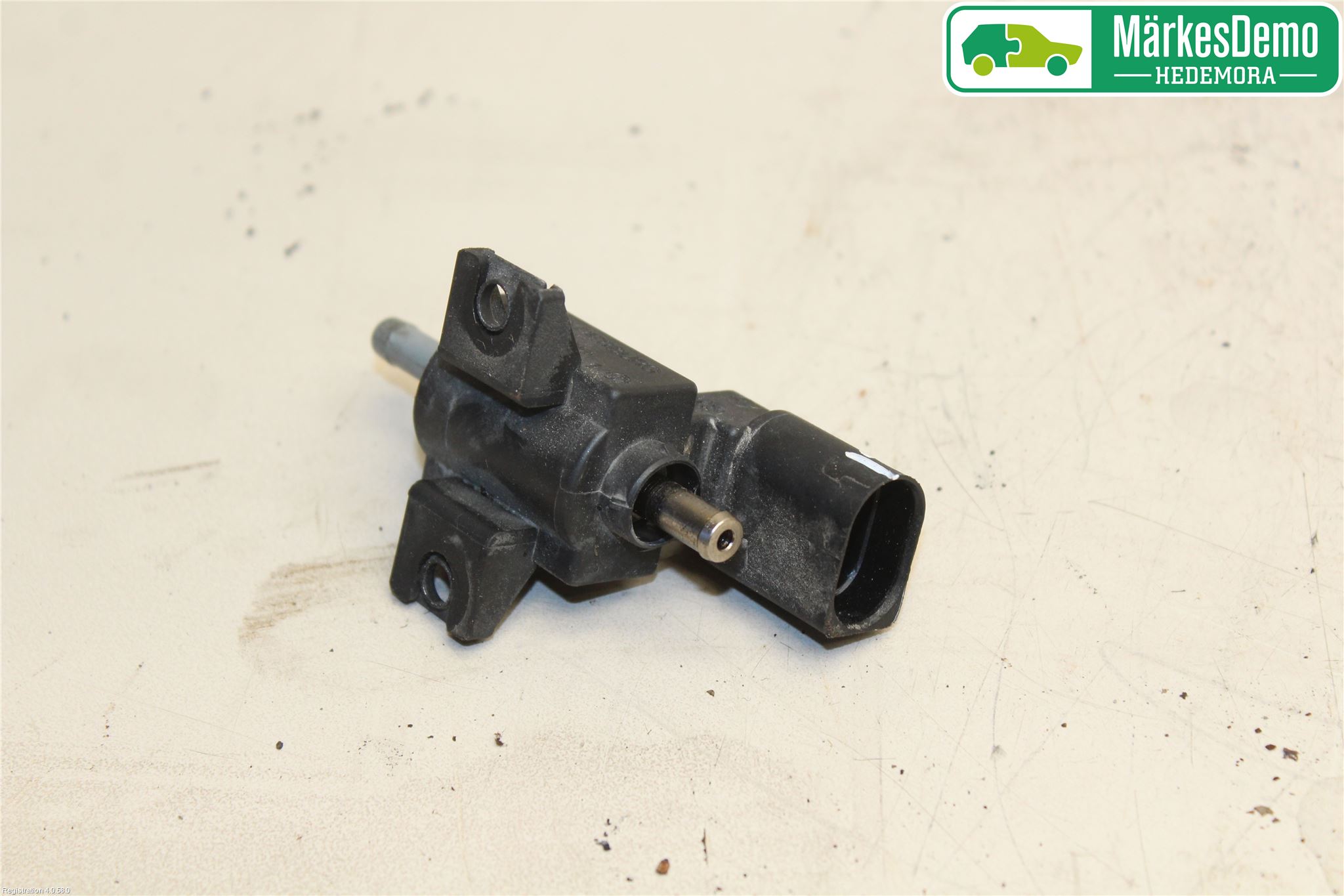 Volkswagen VW GOLF VI 09-13 Vakuumventil