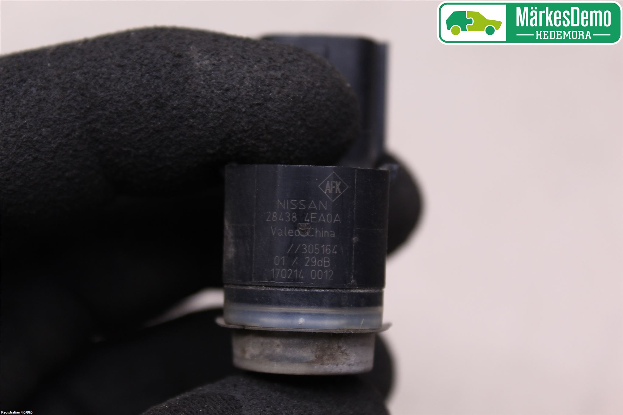 Nissan QASHQAI 14-17 Parkeringshjälp Frontsensor