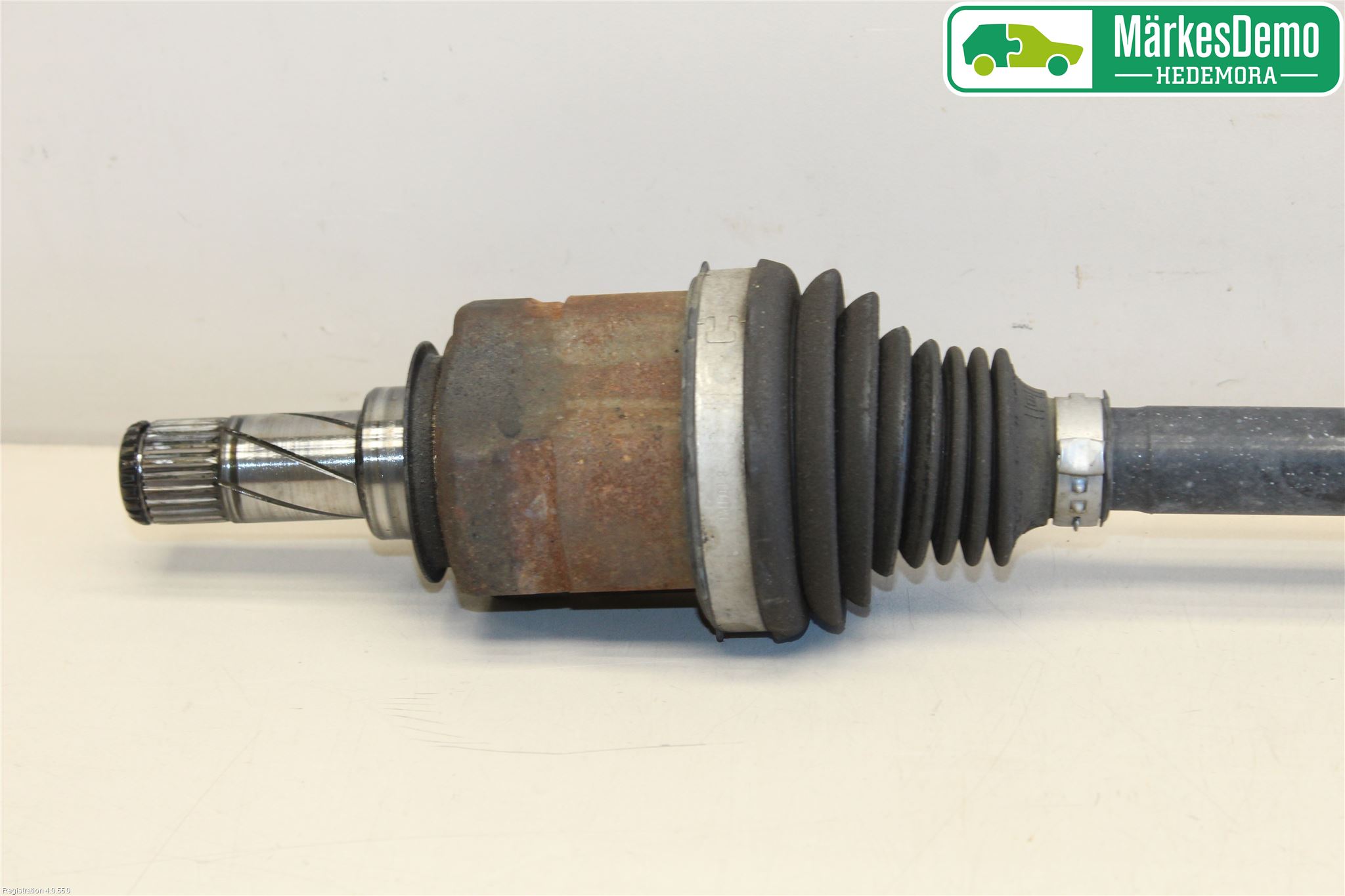 Opel CORSA D 07-14 Drivaxel Fram Höger