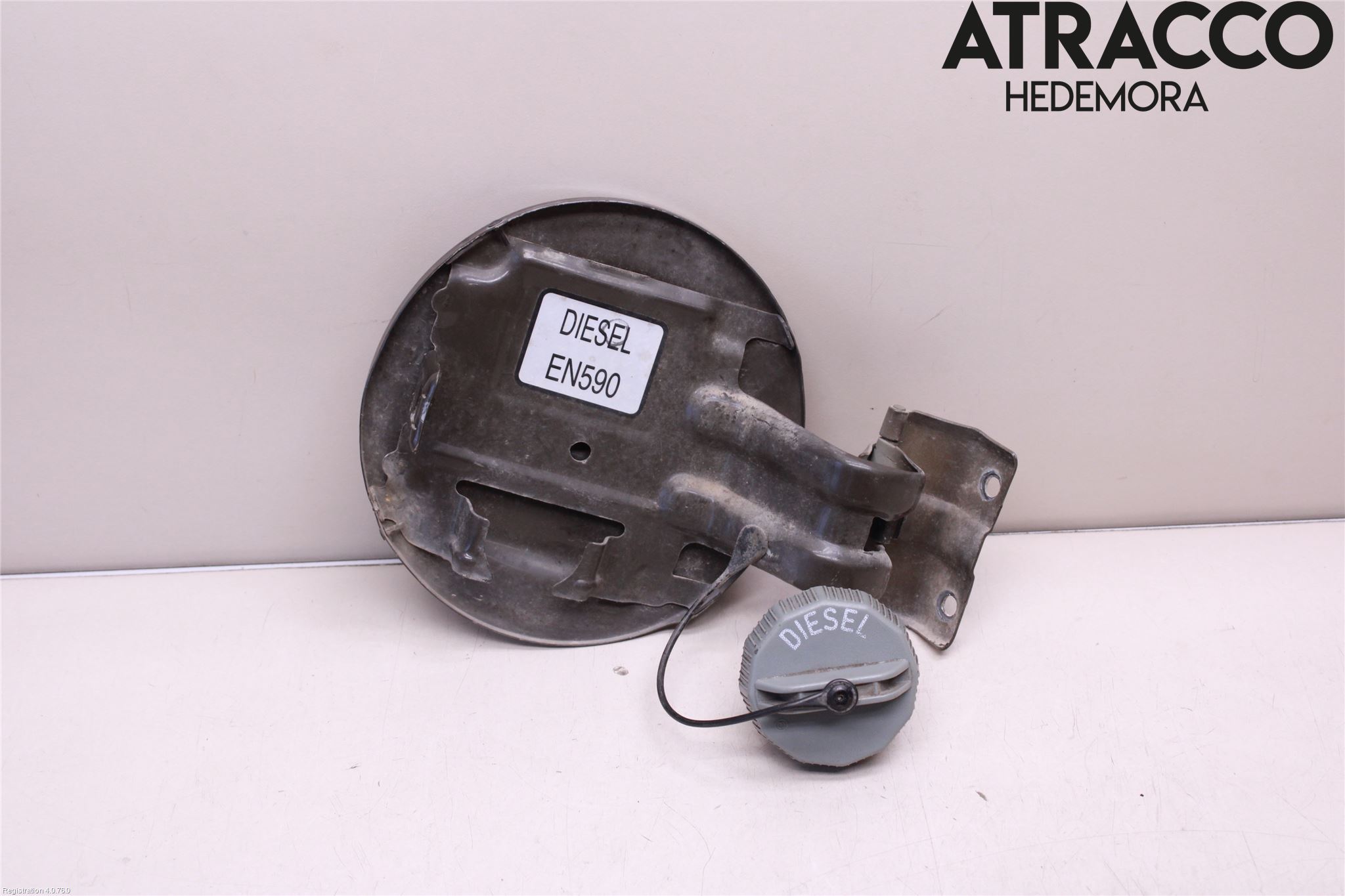 Mitsubishi L200 06-15 Tanklucka