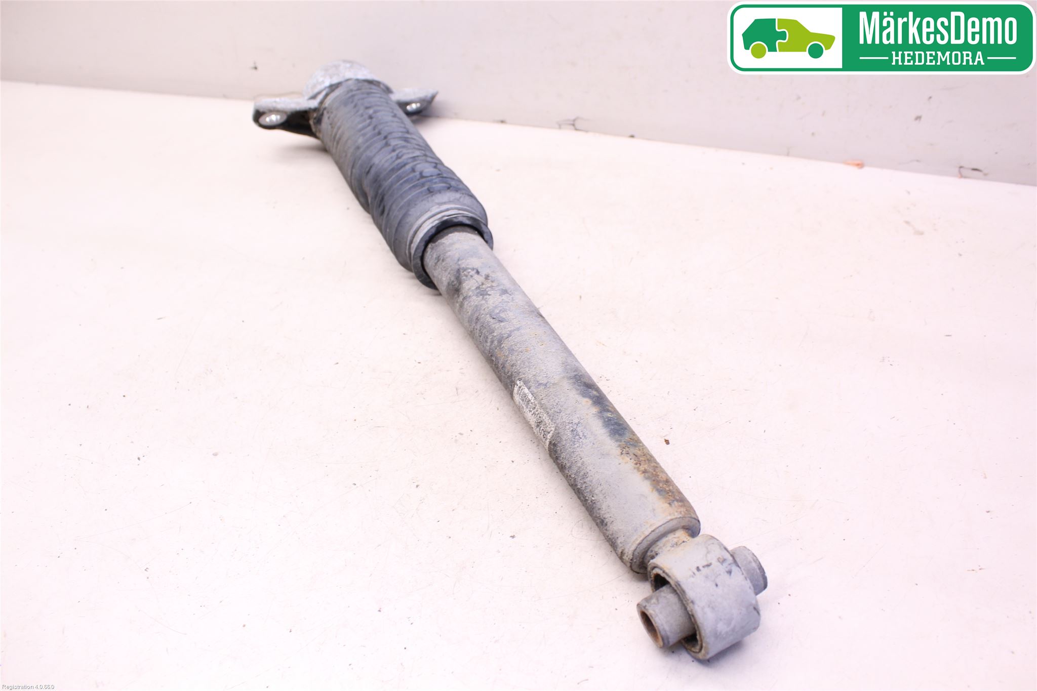 Kia SORENTO 15-20 Stötdämpare Bak