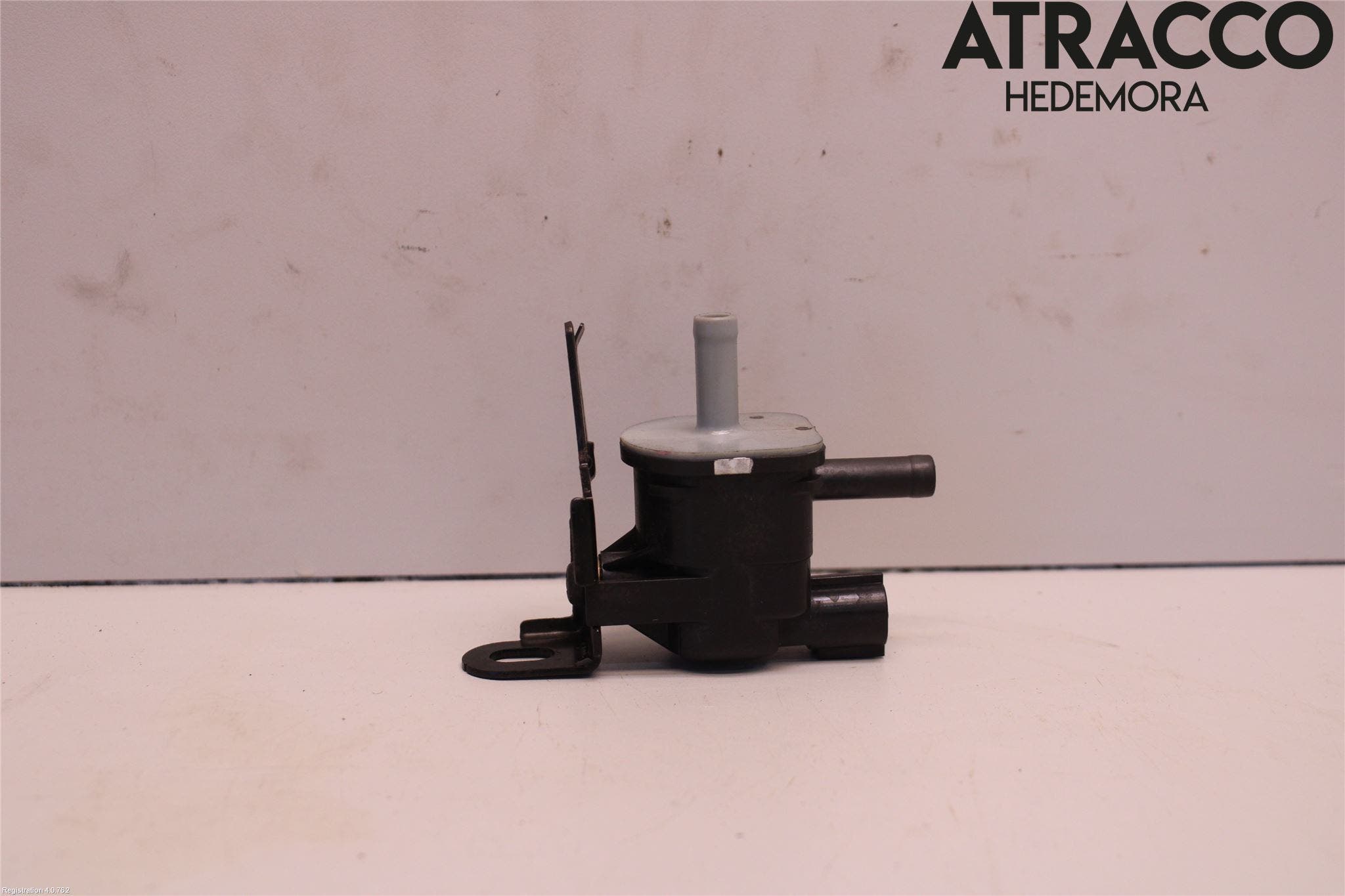 Lexus NX 300h 15-21 Vakuumventil