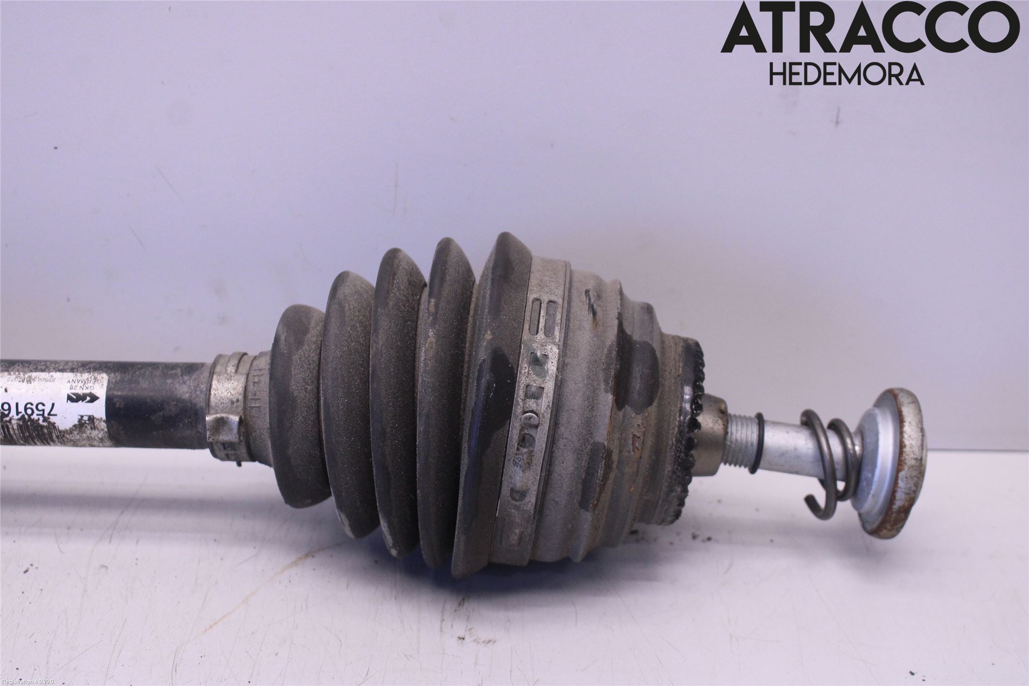 BMW X1 E84 10-15 Drivaxel Fram Höger