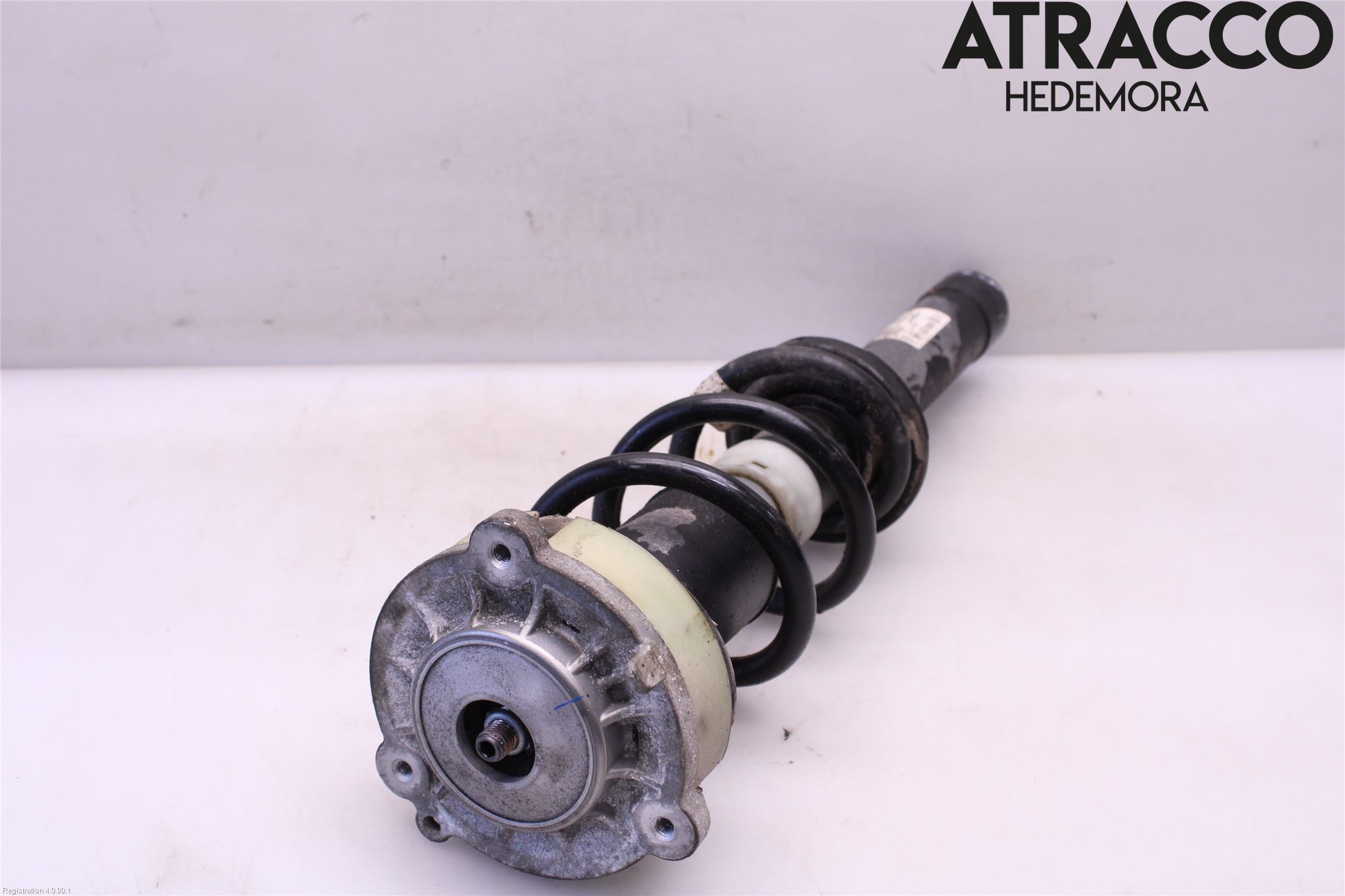 Audi A4/S4 B9 16-19 Fjäderben Fram Höger