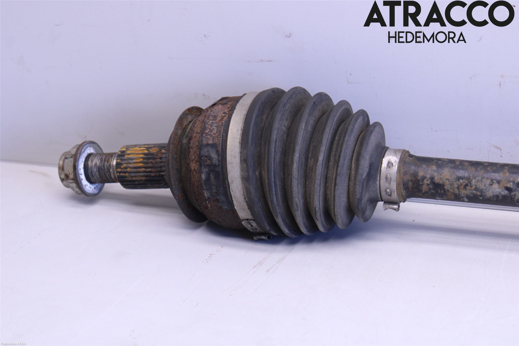 Mazda 3 III 14-19 Drivaxel Fram Höger