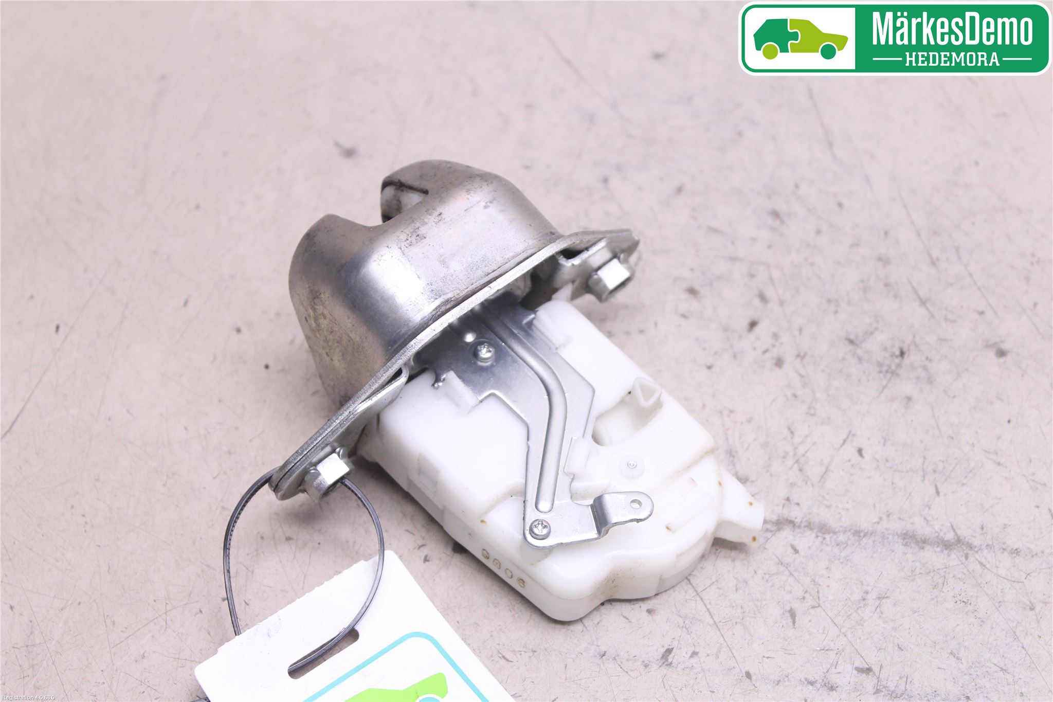 Subaru LEGACY 10-14 Låskista Baklucka