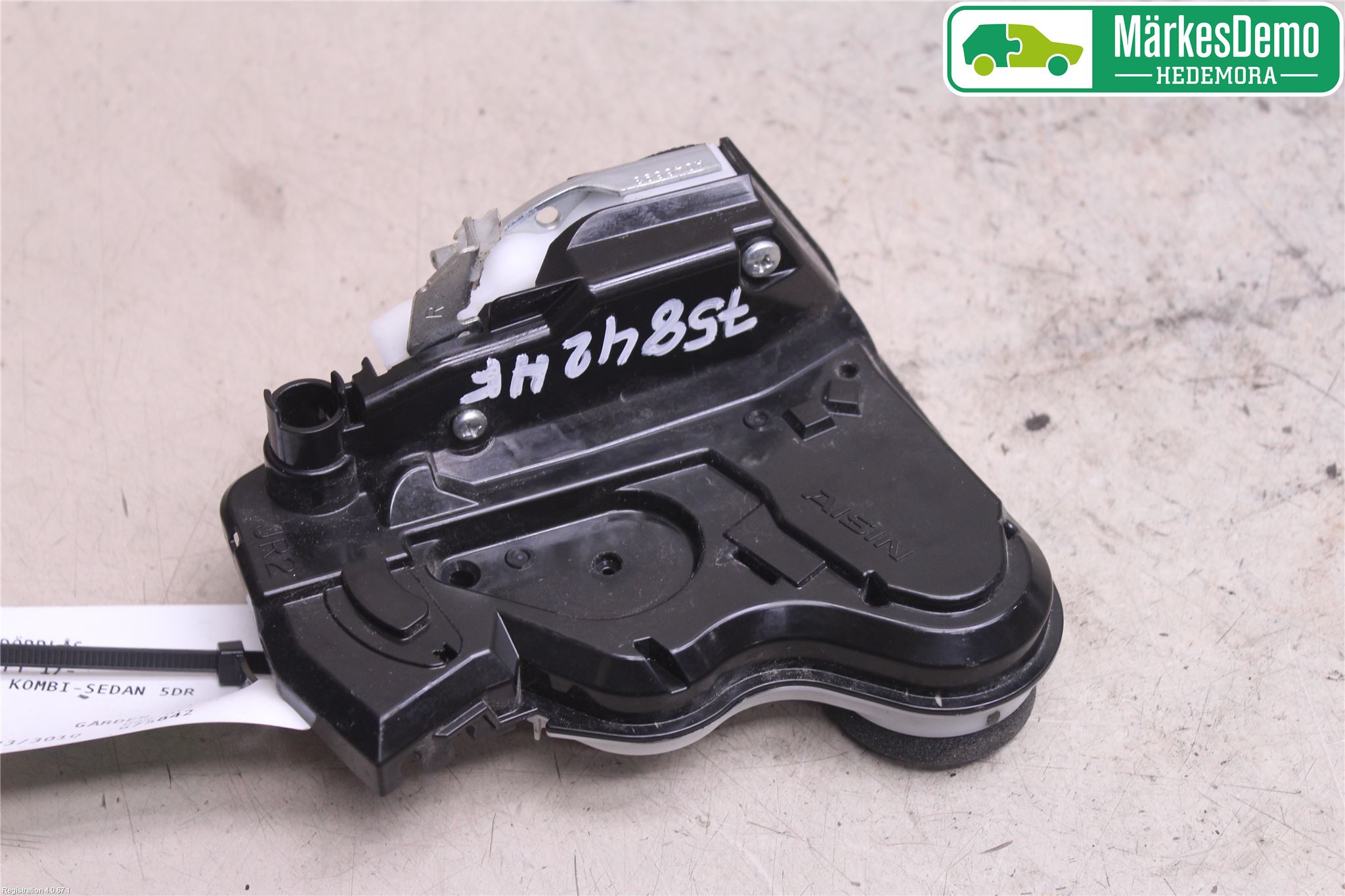 Suzuki SWIFT 17-24 Låskista-Dörrlås