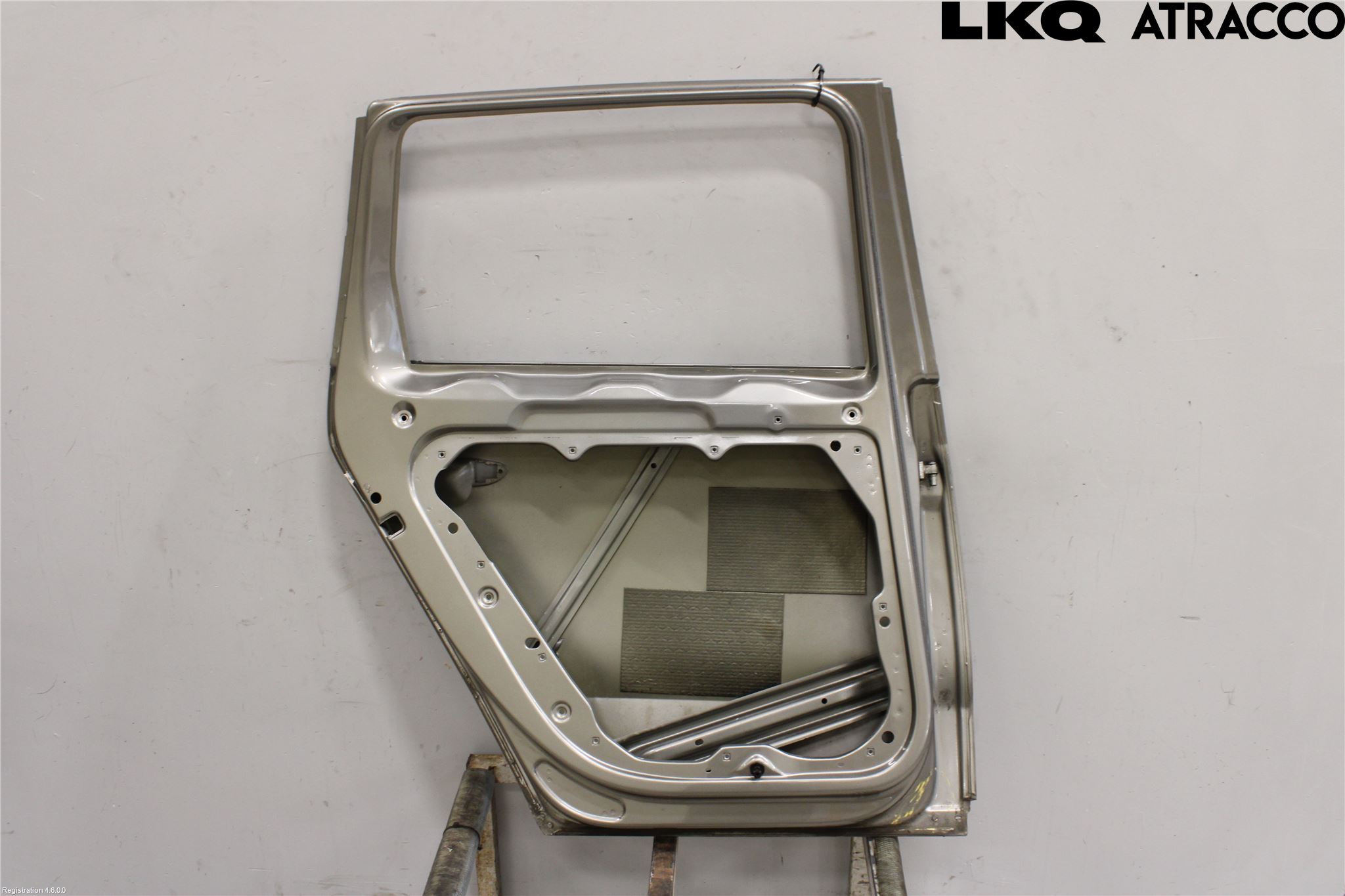 Volkswagen VW PASSAT 11-14 Dörr Bak Vänster