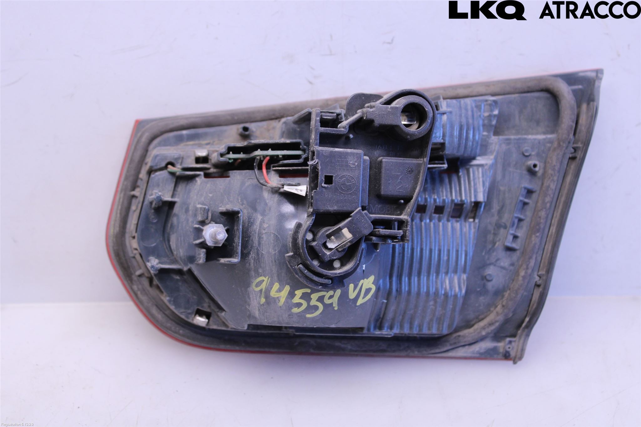 BMW 3 F30/F31/F80 12-19 Bakljus Lucka Vä