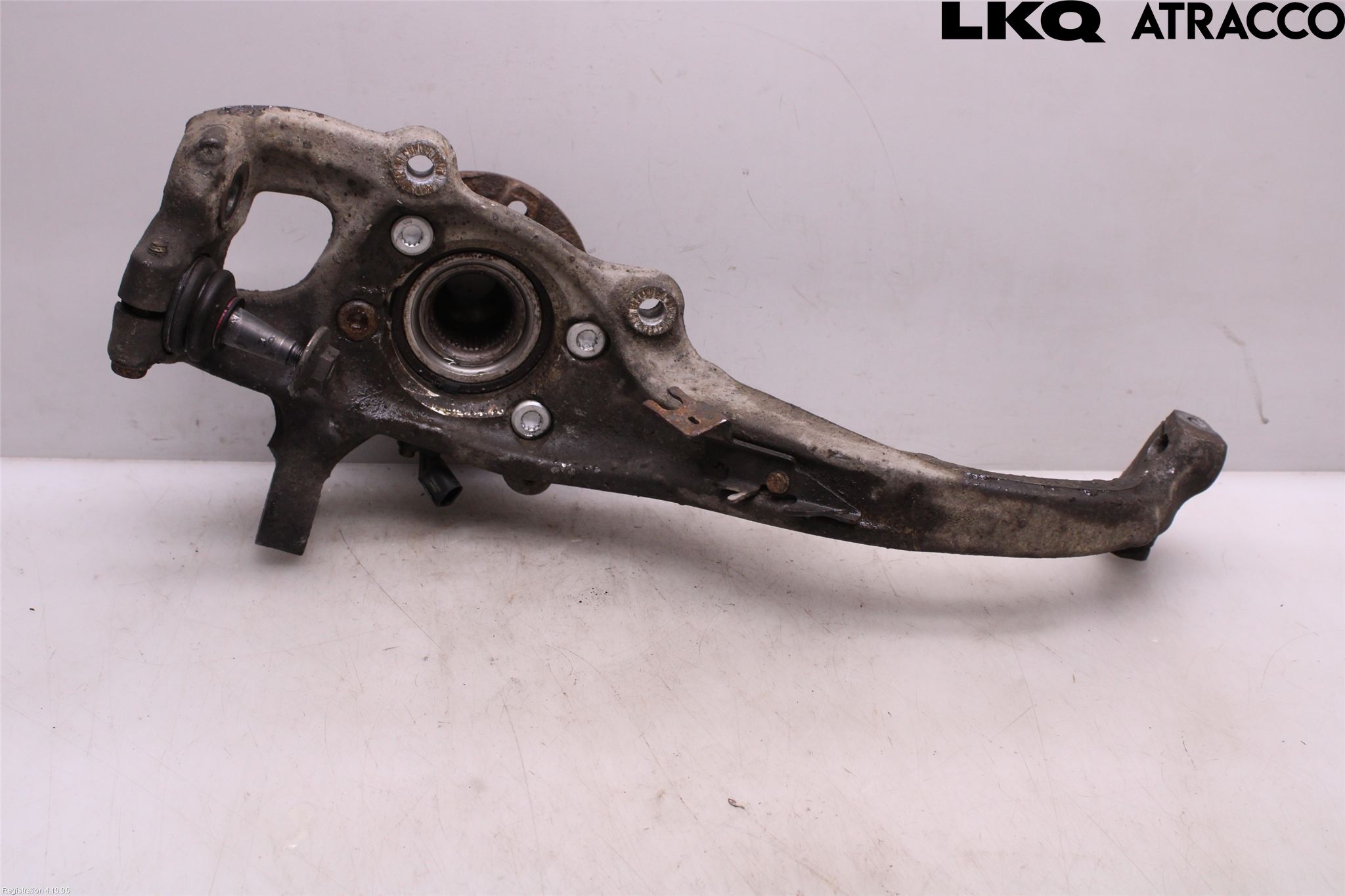 Audi A4/S4 08-11 Styrspindel Lagerhus Vä