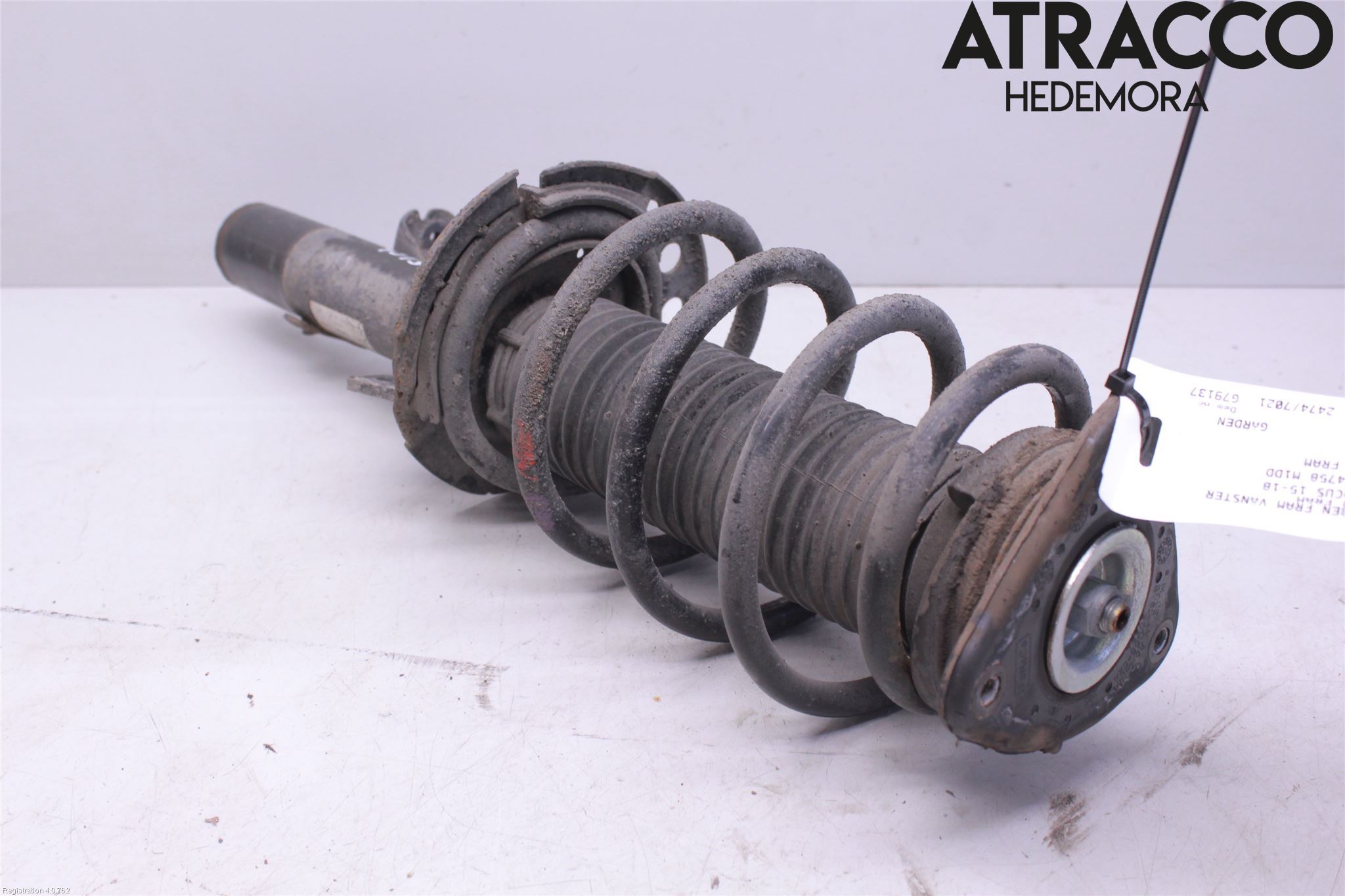 Ford FOCUS 15-18 Fjäderben Fram Vänster