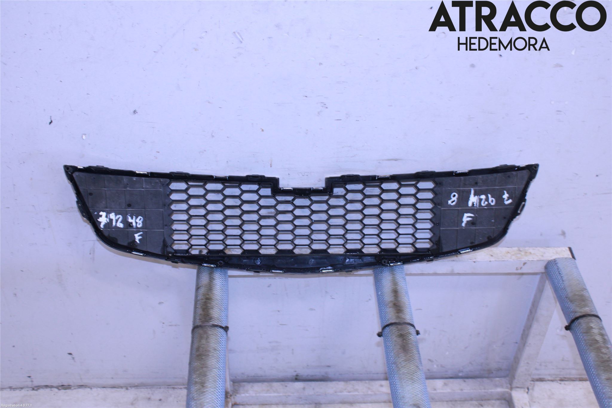 GM CHEVROLET CRUZE Grill Komp