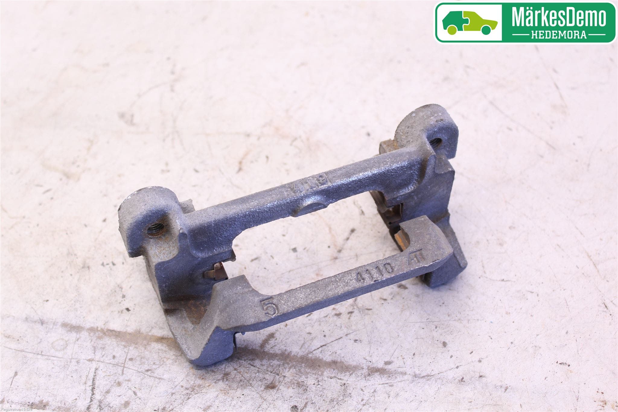 Mitsubishi OUTLANDER 13-21 Bromsokshållare