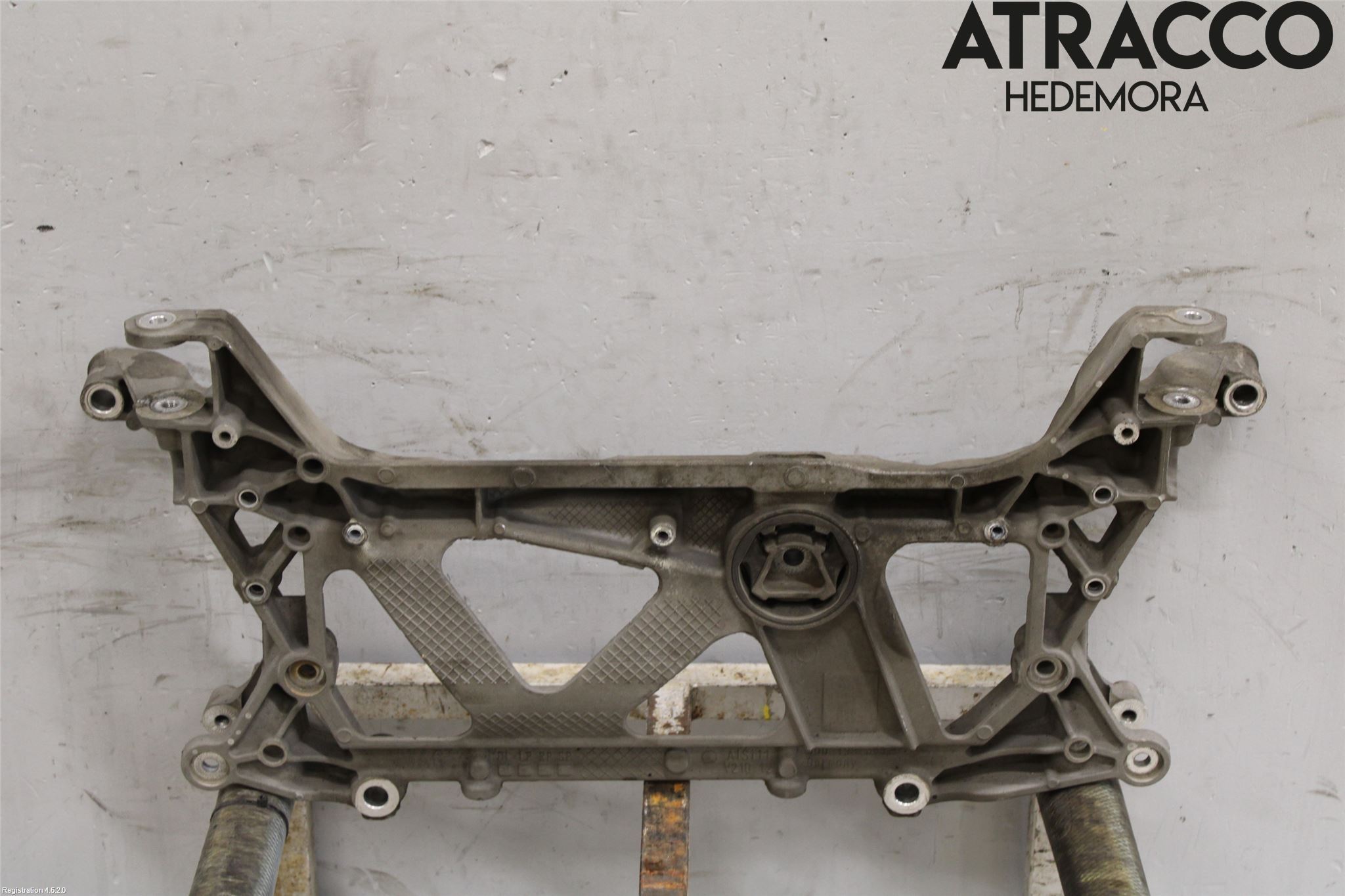 Audi A3/S3 8V 13-20 Framvagnsbalk