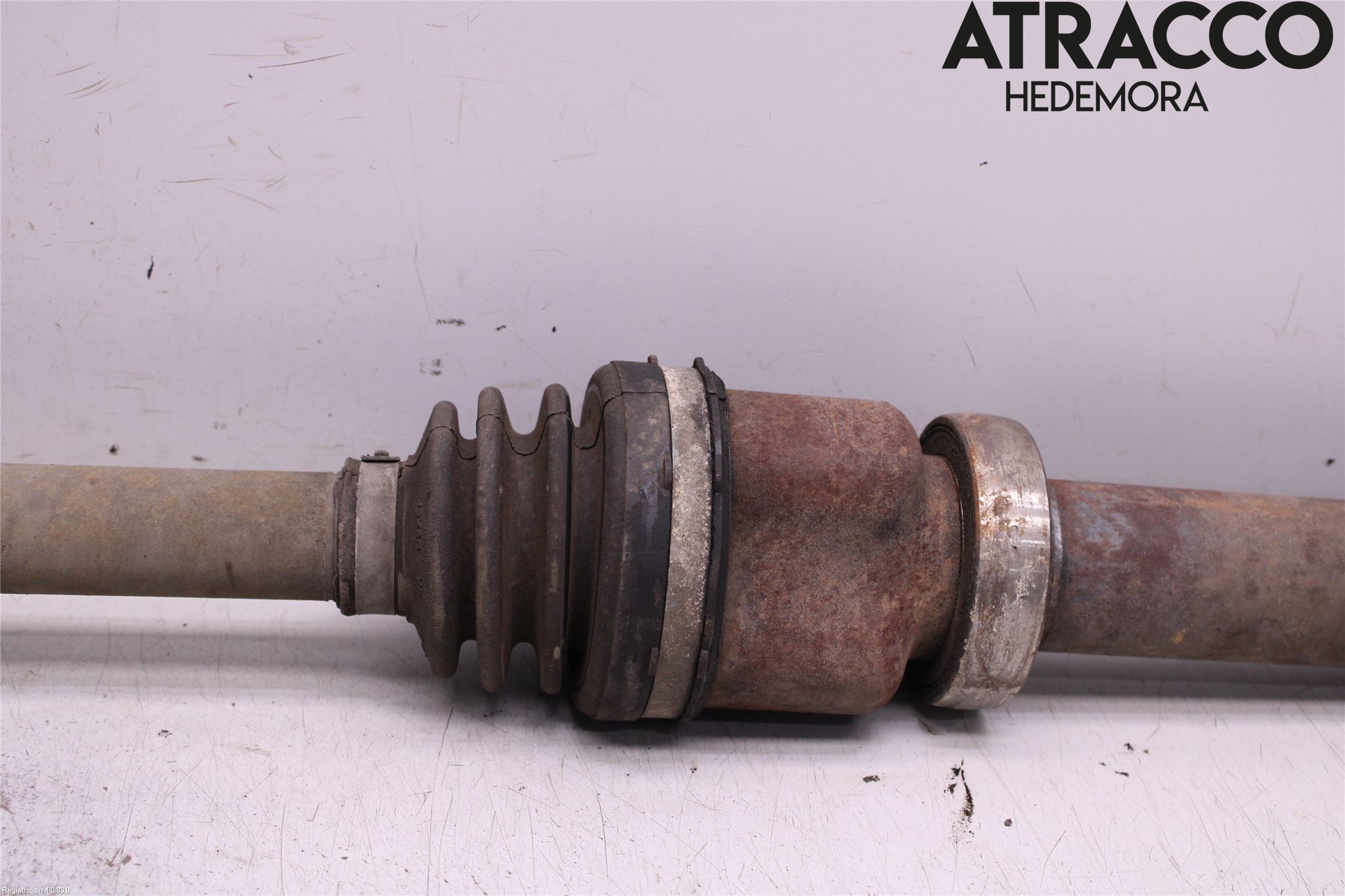 Ford FOCUS 11-14 Drivaxel Fram Höger