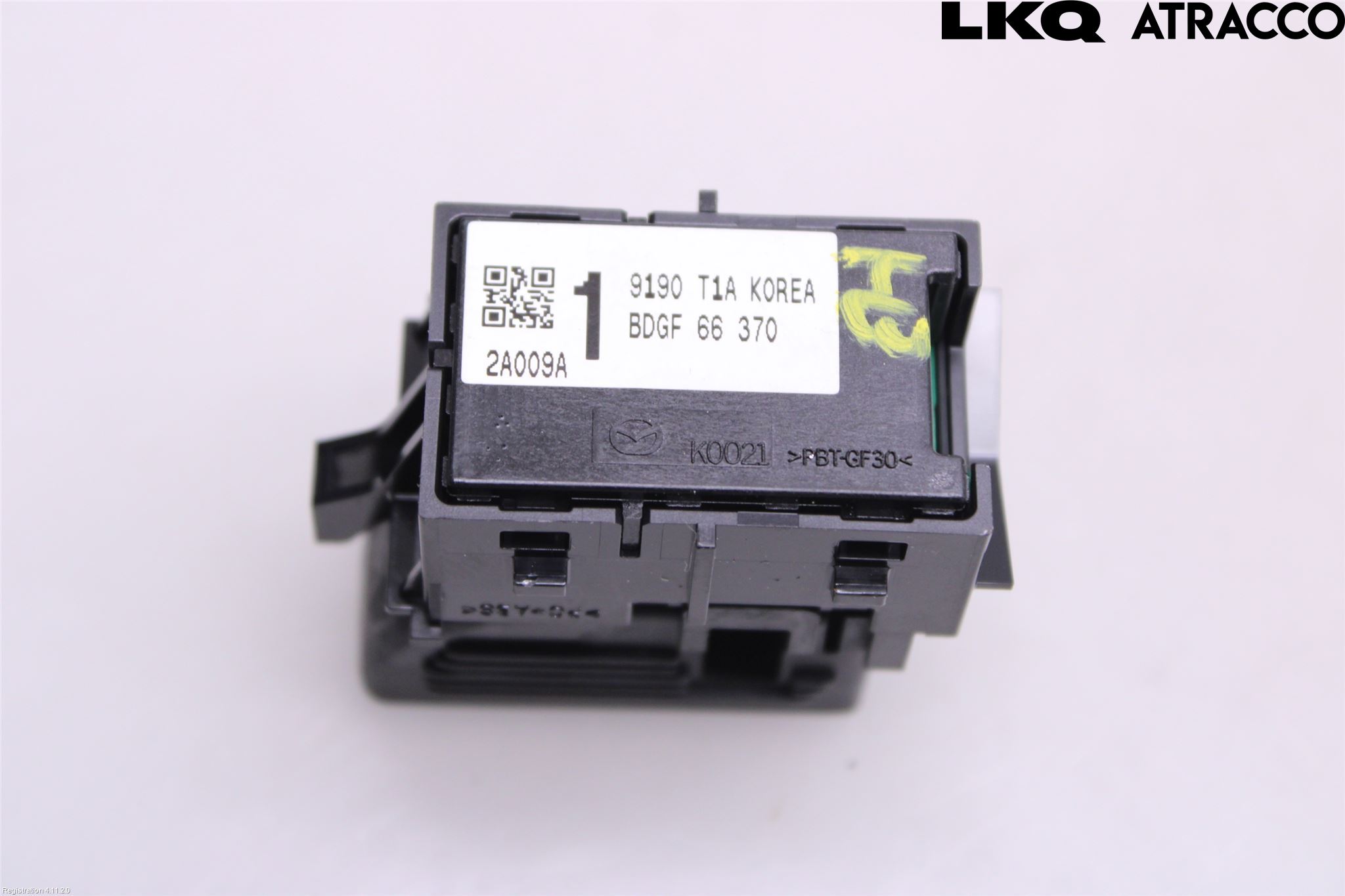 Mazda CX-30 20- Strömställare Elhiss