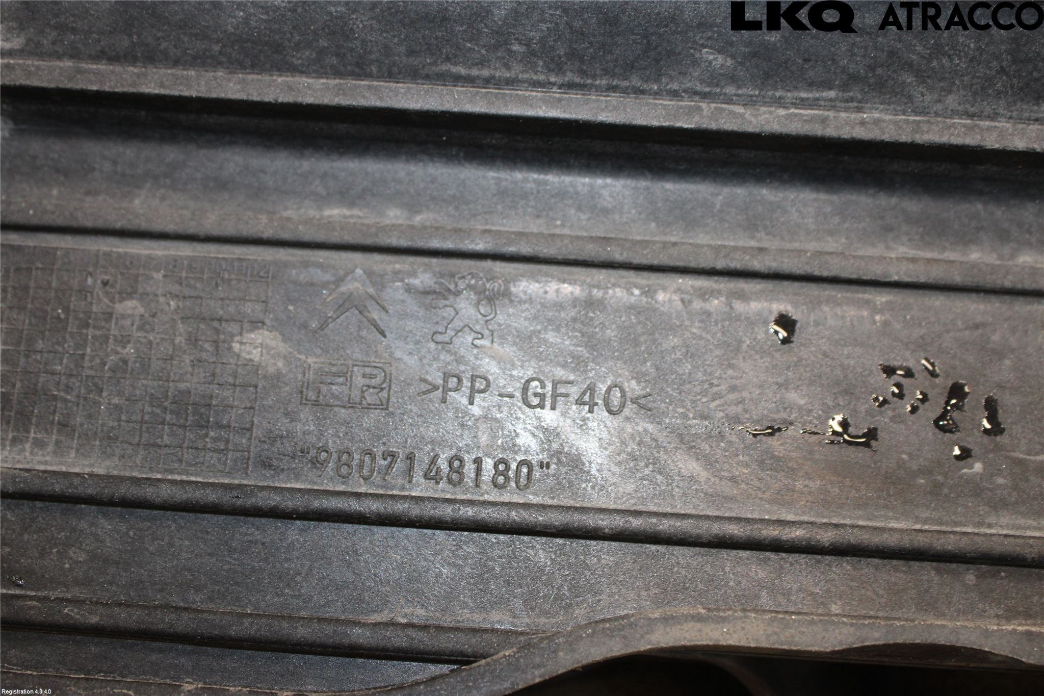 Peugeot 308 14-21 Front Huvlåsplåt-Balk