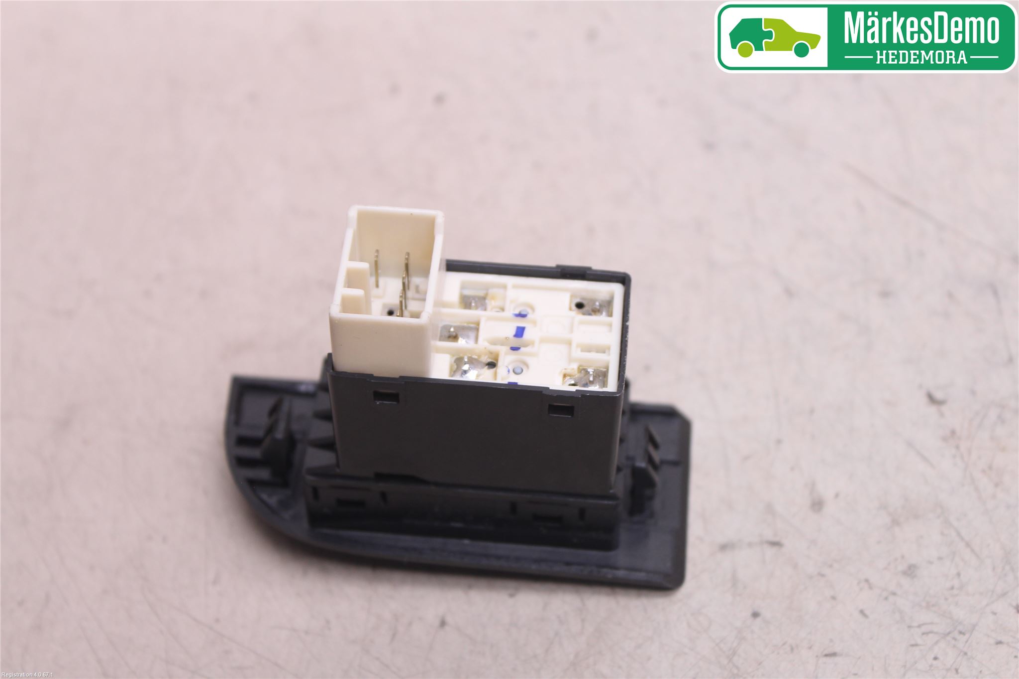 Hyundai TRAJET Strömställare Elhiss