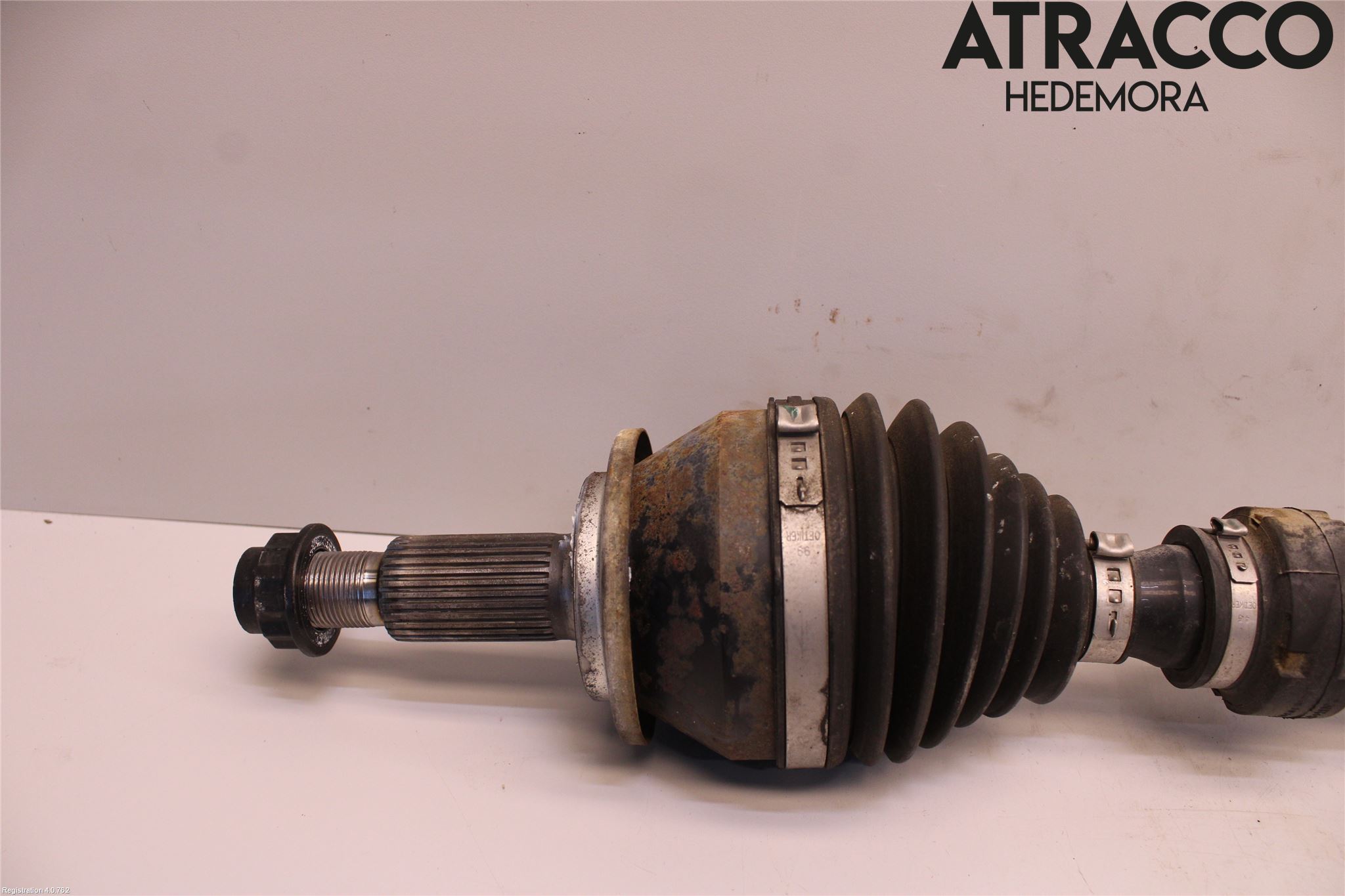 Lexus NX 300h 15-21 Drivaxel Fram Höger